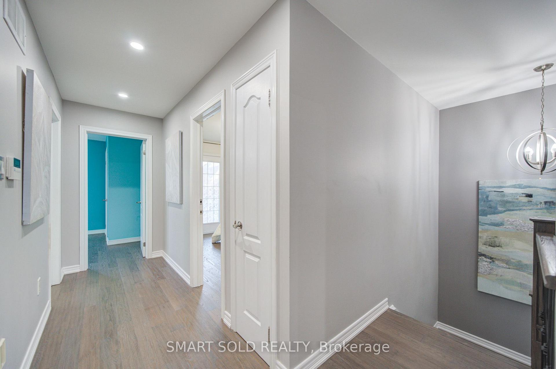 Photo 26 of 16 Burgundy Trail, Vaughan, Patterson — HOMEH