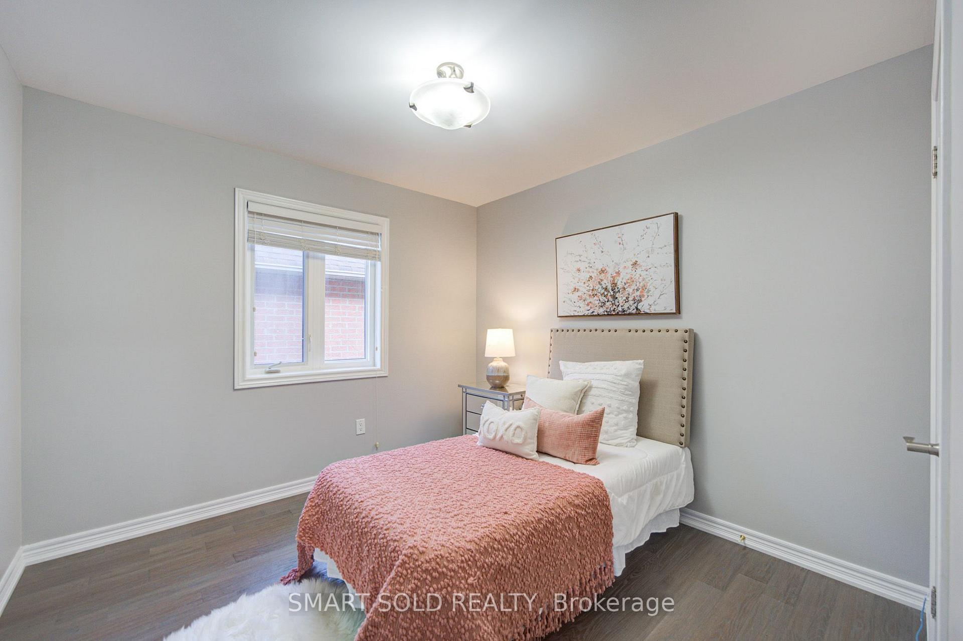 Photo 39 of 16 Burgundy Trail, Vaughan, Patterson — HOMEH