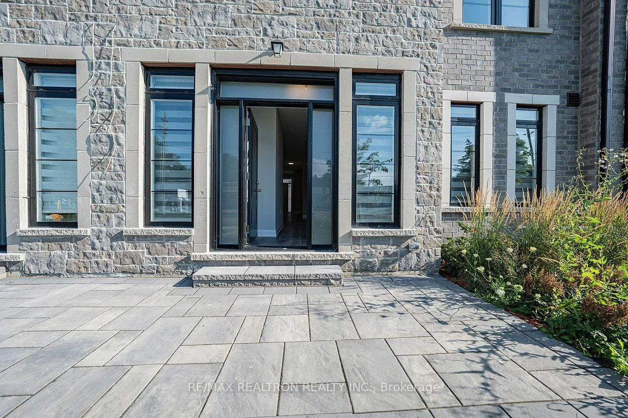 Photo 11 of Unit 06, 260 Eagle Street, Newmarket, Central Newmarket — HOMEH
