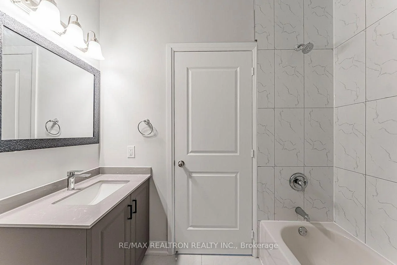 Photo 51 of Unit 06, 260 Eagle Street, Newmarket, Central Newmarket — HOMEH