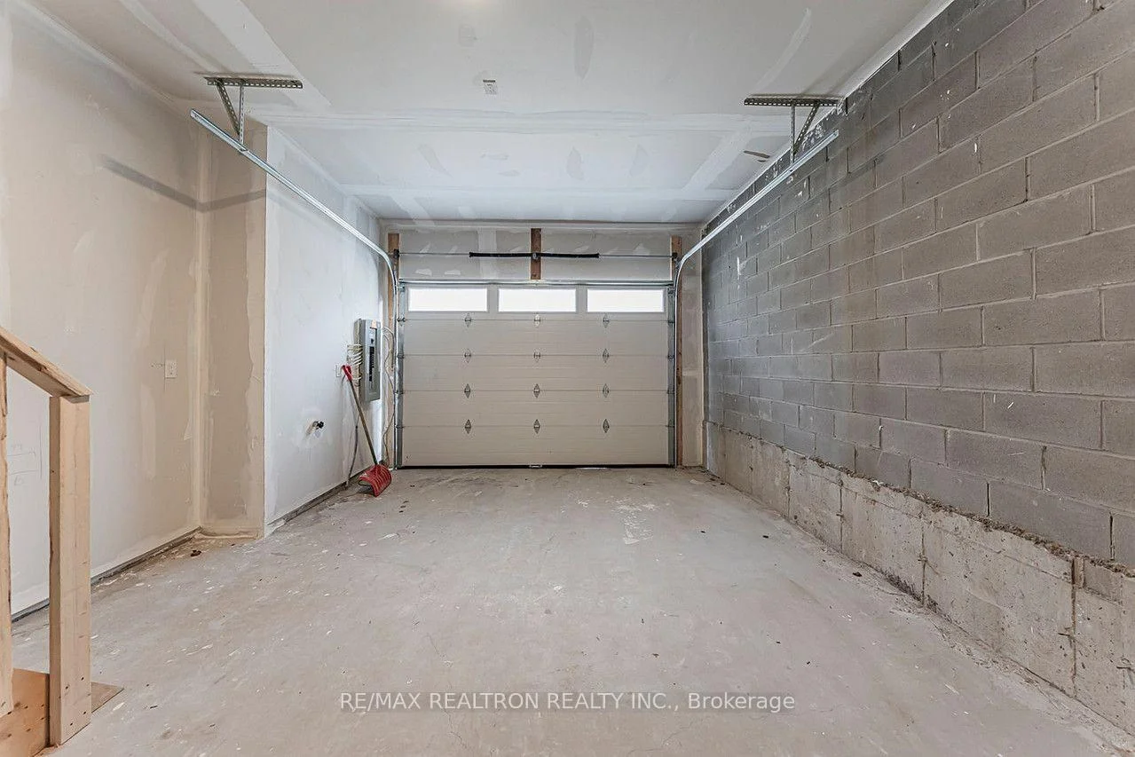 Photo 54 of Unit 06, 260 Eagle Street, Newmarket, Central Newmarket — HOMEH
