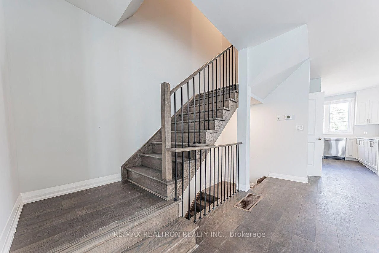 Photo 85 of Unit 06, 260 Eagle Street, Newmarket, Central Newmarket — HOMEH