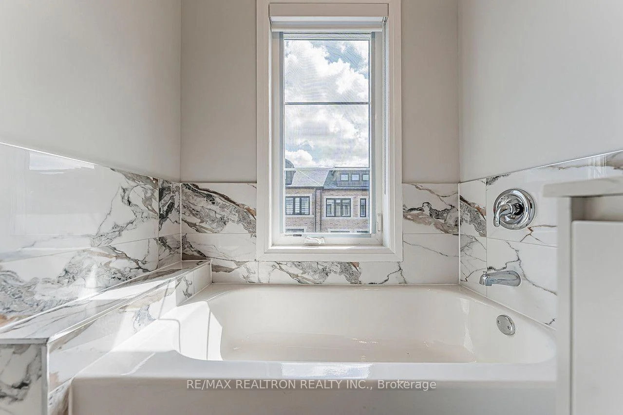 Photo 94 of Unit 06, 260 Eagle Street, Newmarket, Central Newmarket — HOMEH