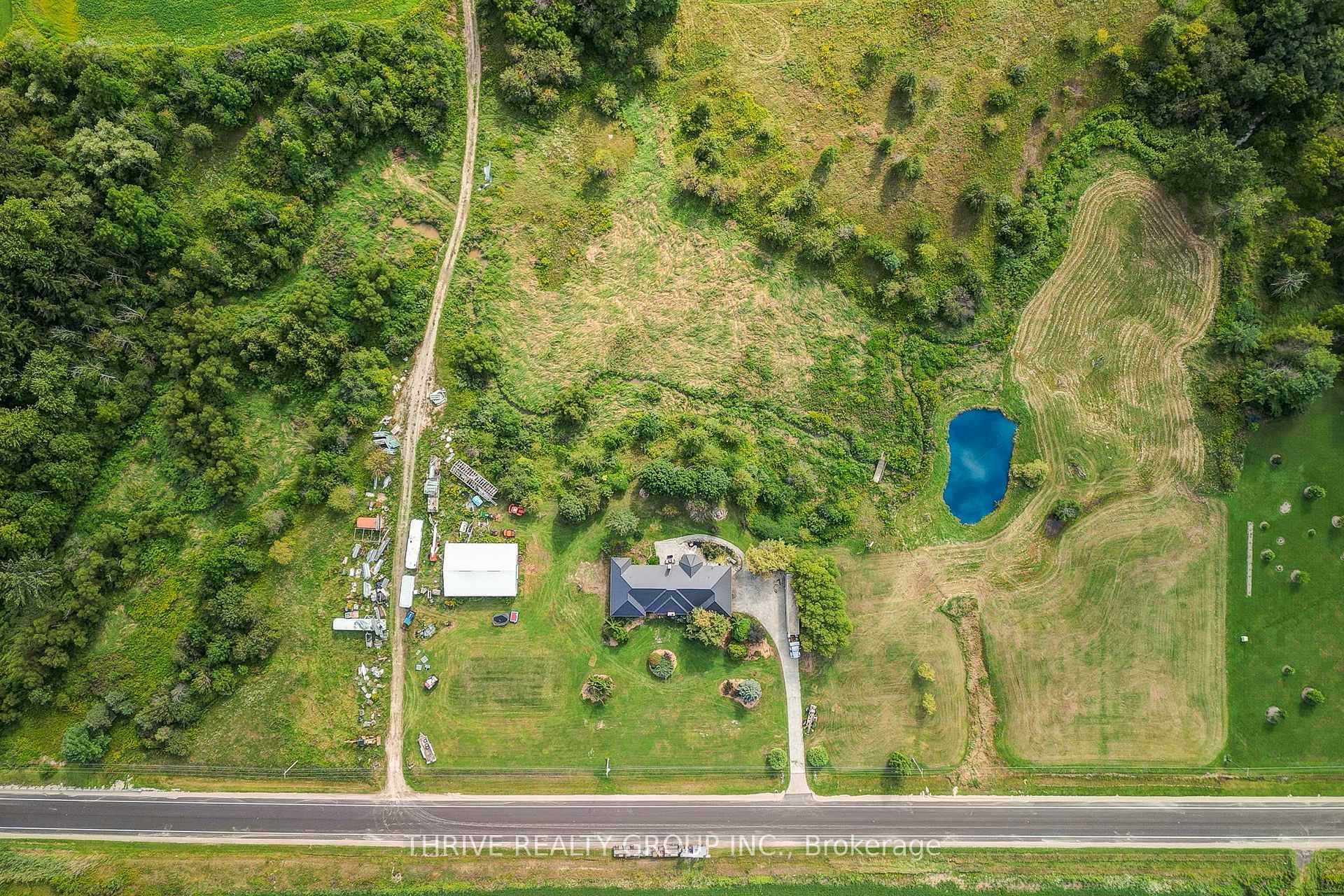 Photo 3 of 21217 Thames Road, Southwest Middlesex, Rural Southwest Middlesex — HOMEH