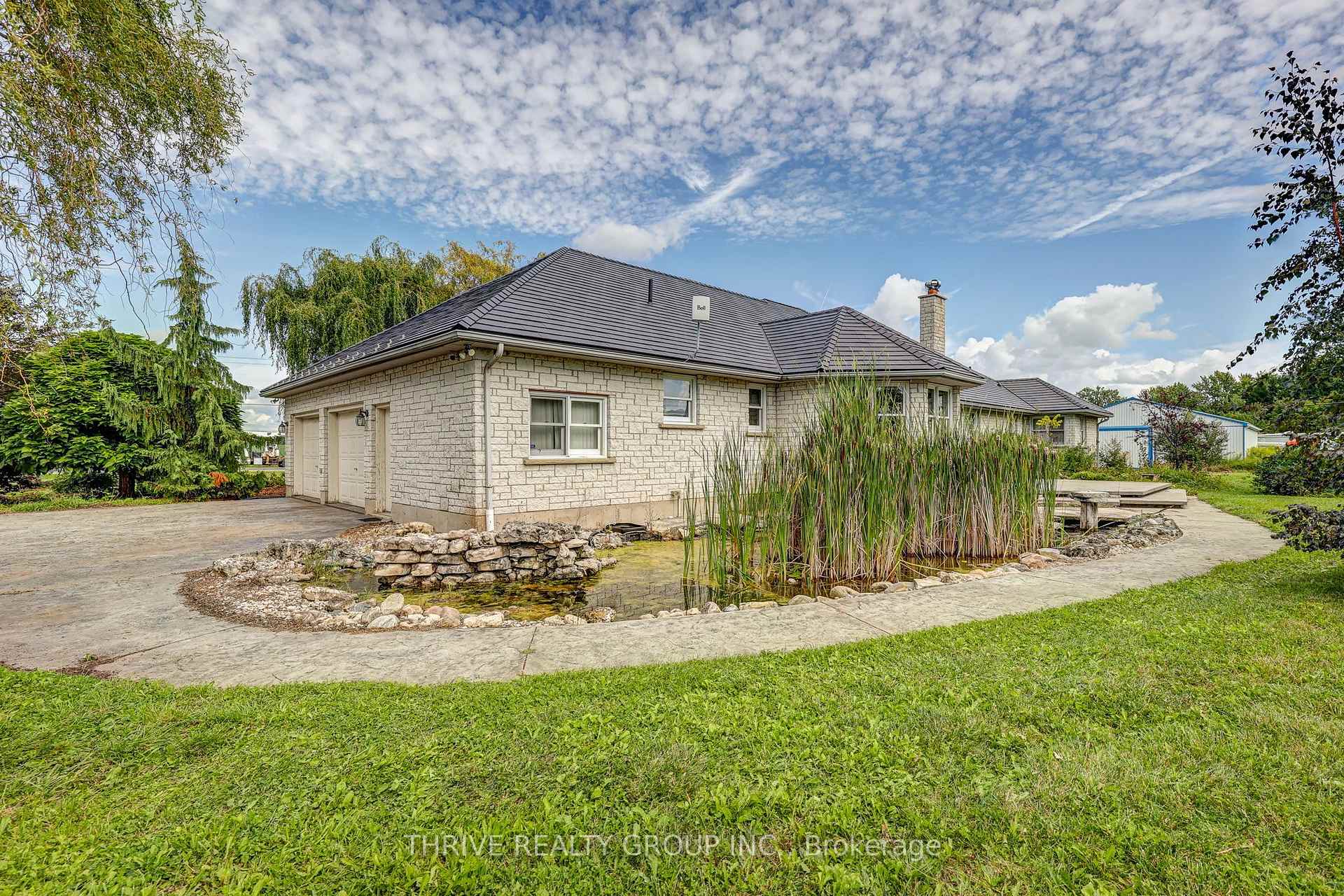 Photo 5 of 21217 Thames Road, Southwest Middlesex, Rural Southwest Middlesex — HOMEH