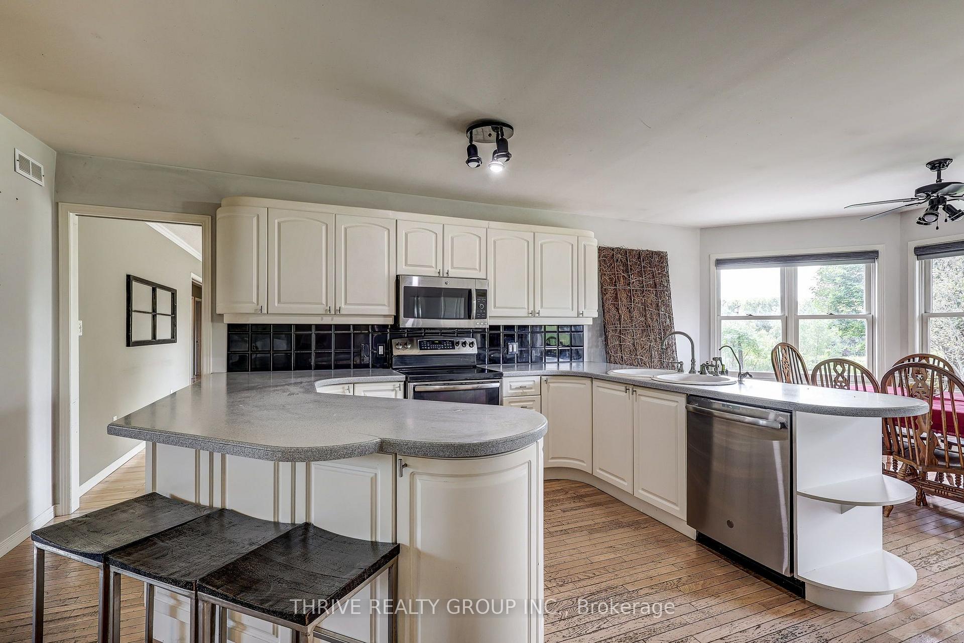Photo 20 of 21217 Thames Road, Southwest Middlesex, Rural Southwest Middlesex — HOMEH