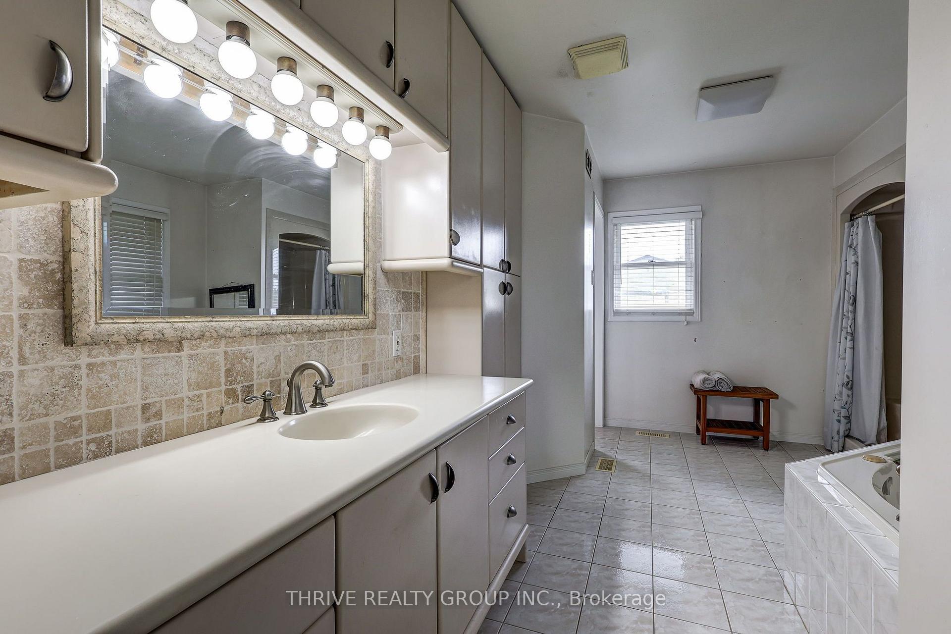 Photo 35 of 21217 Thames Road, Southwest Middlesex, Rural Southwest Middlesex — HOMEH