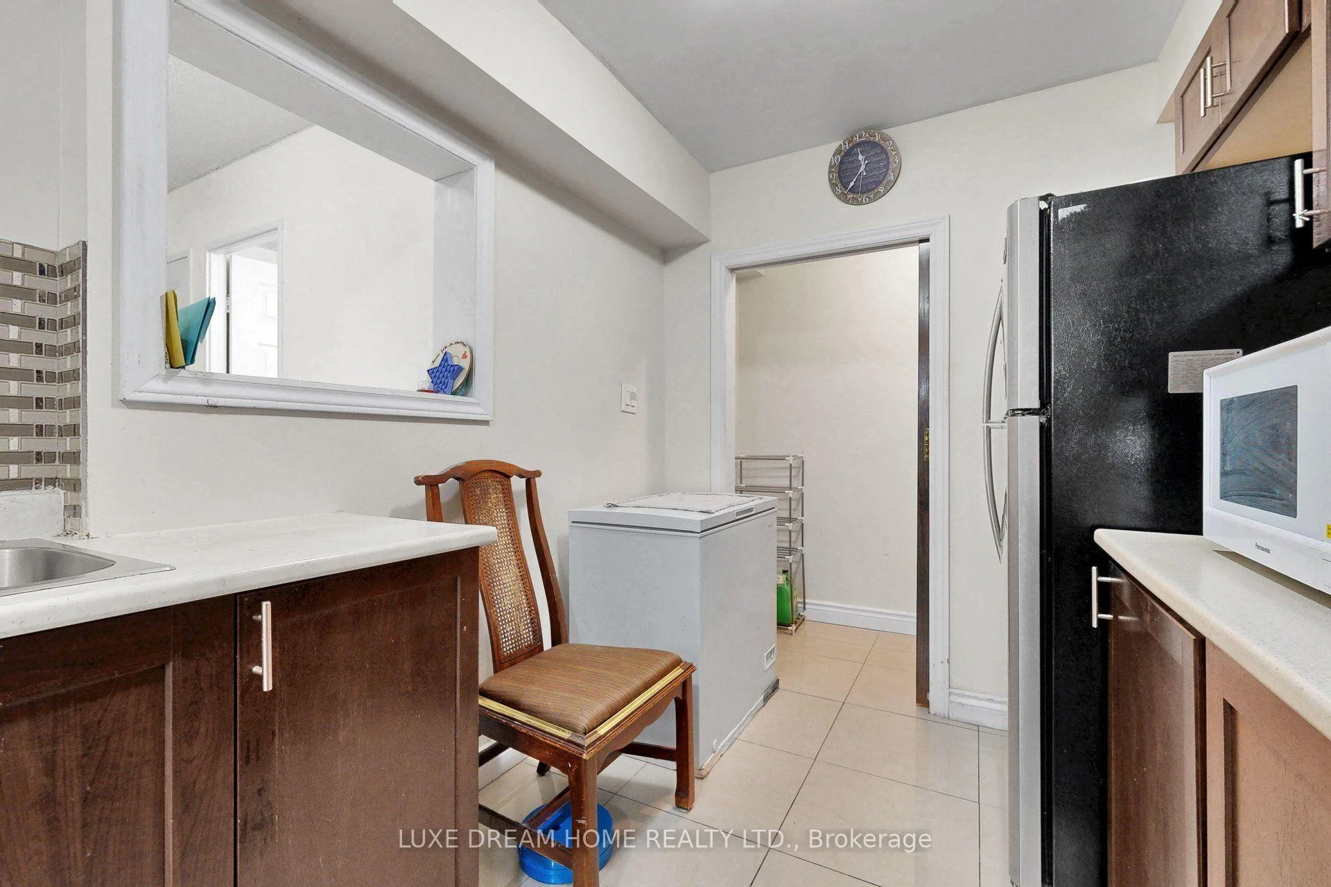 Photo 23 of Unit 409, 370 Dixon Road, Etobicoke, Kingsview Village-The Westway — HOMEH