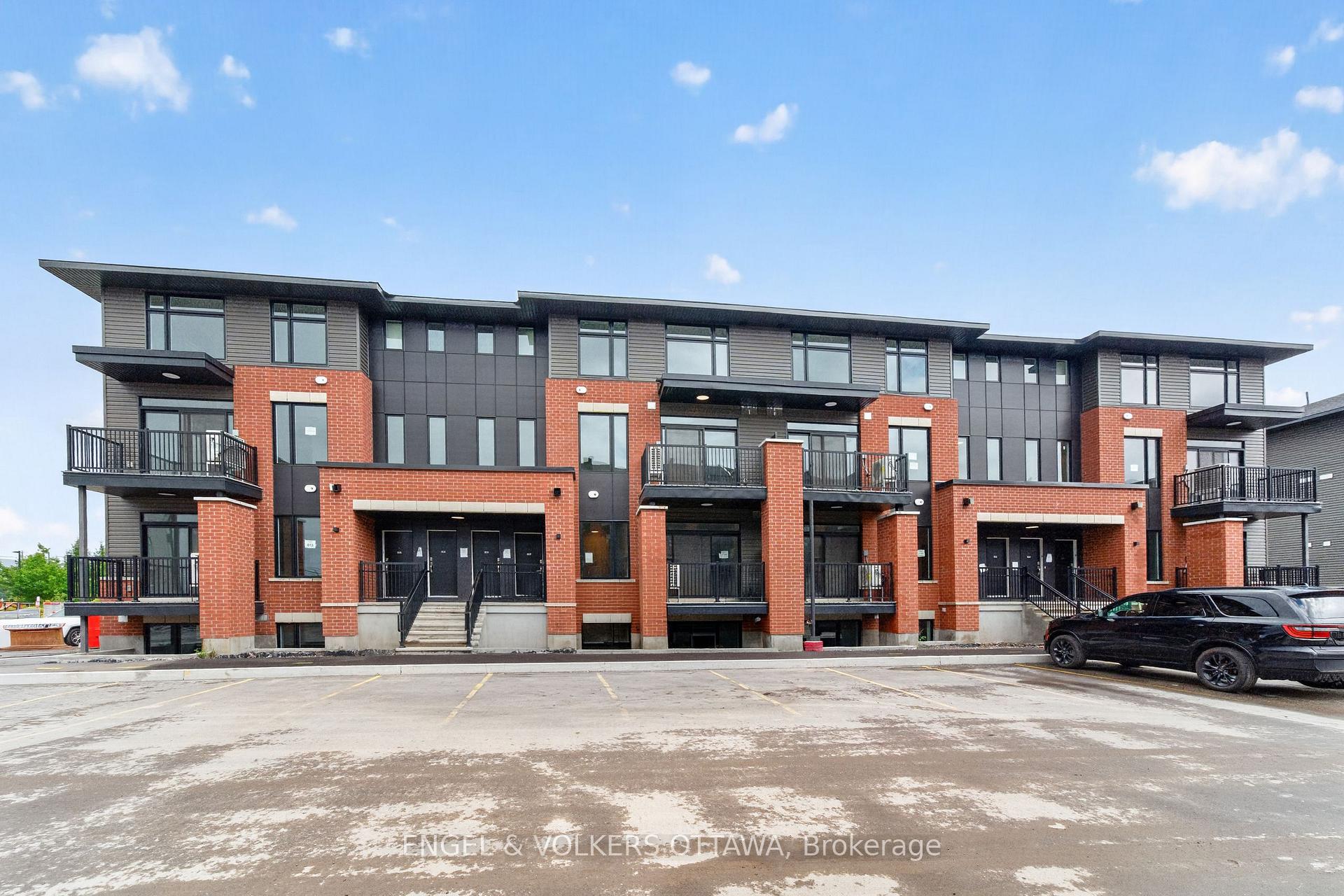 Photo 1 of 225 Stardust Private, Ottawa, Leitrim — HOMEH