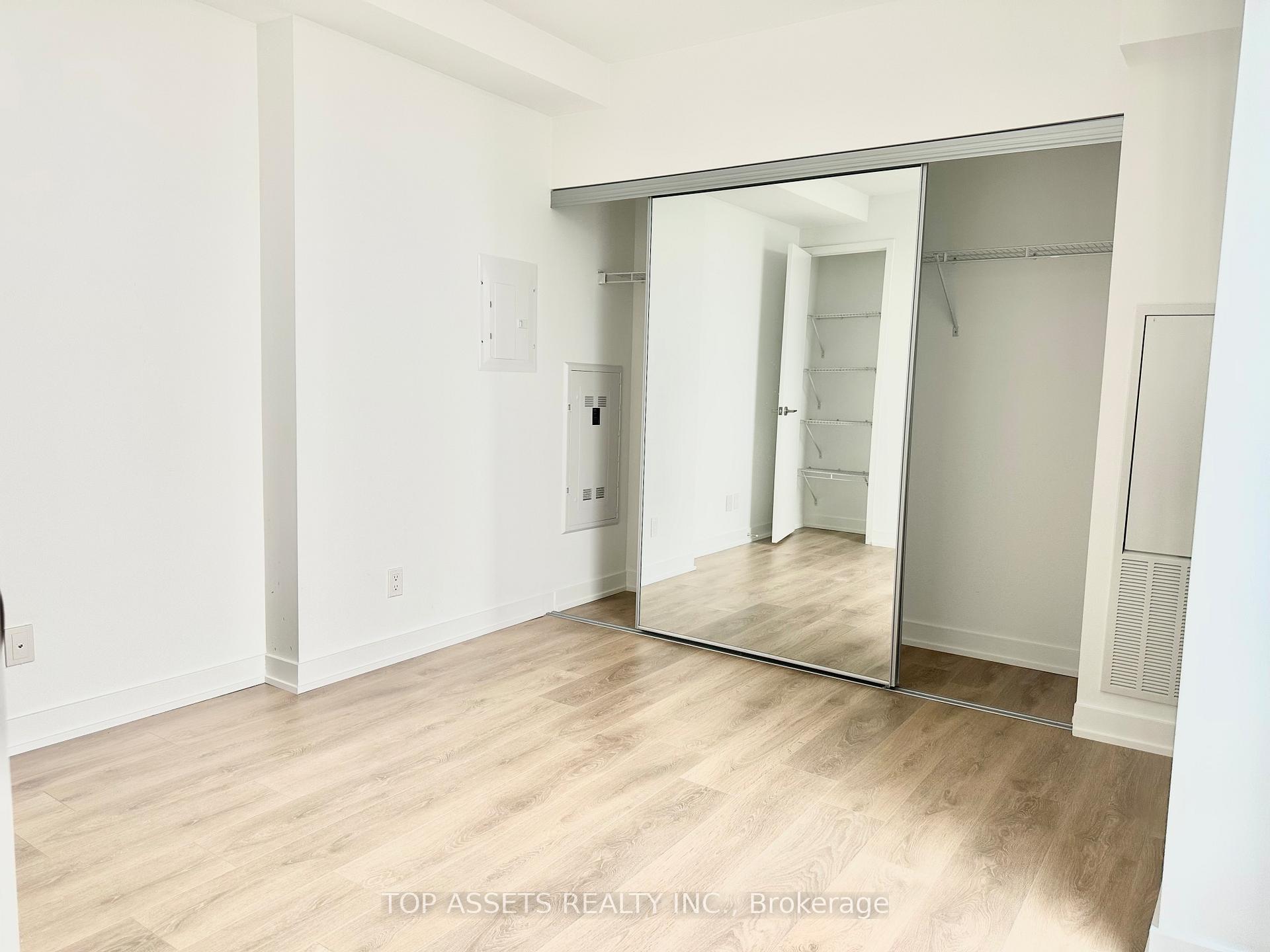 Photo 3 of Unit 2505, 18 Maitland Terrace, Toronto, Church-Yonge Corridor — HOMEH