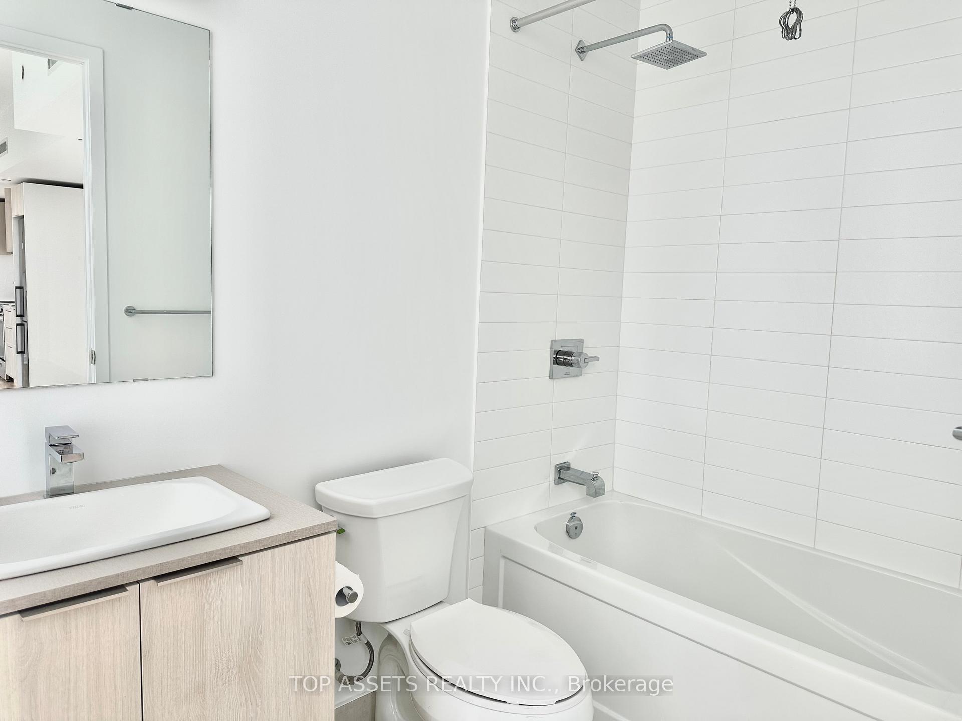 Photo 5 of Unit 2505, 18 Maitland Terrace, Toronto, Church-Yonge Corridor — HOMEH