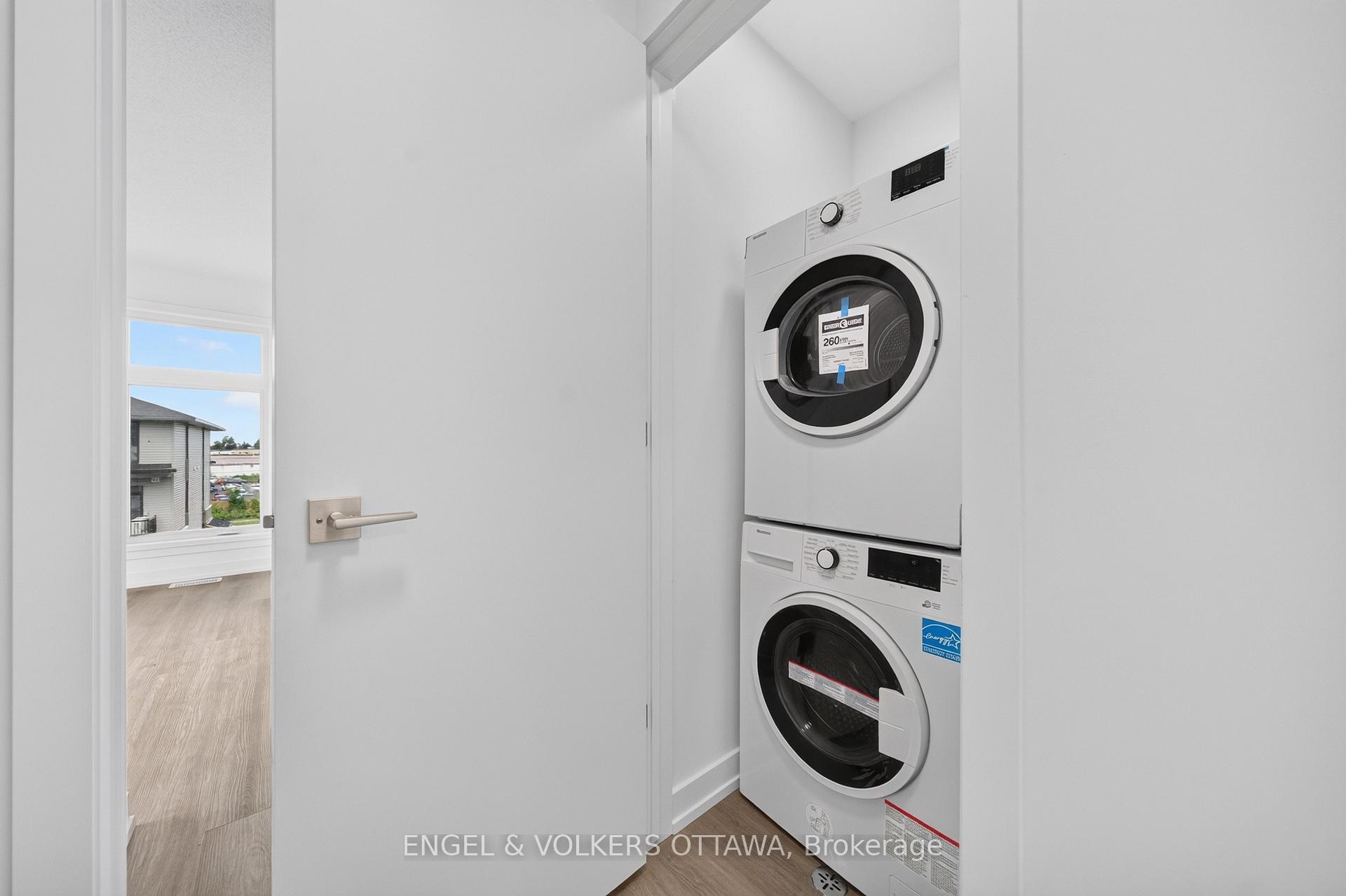 Photo 20 of 227 Stardust Private, Ottawa, Leitrim — HOMEH