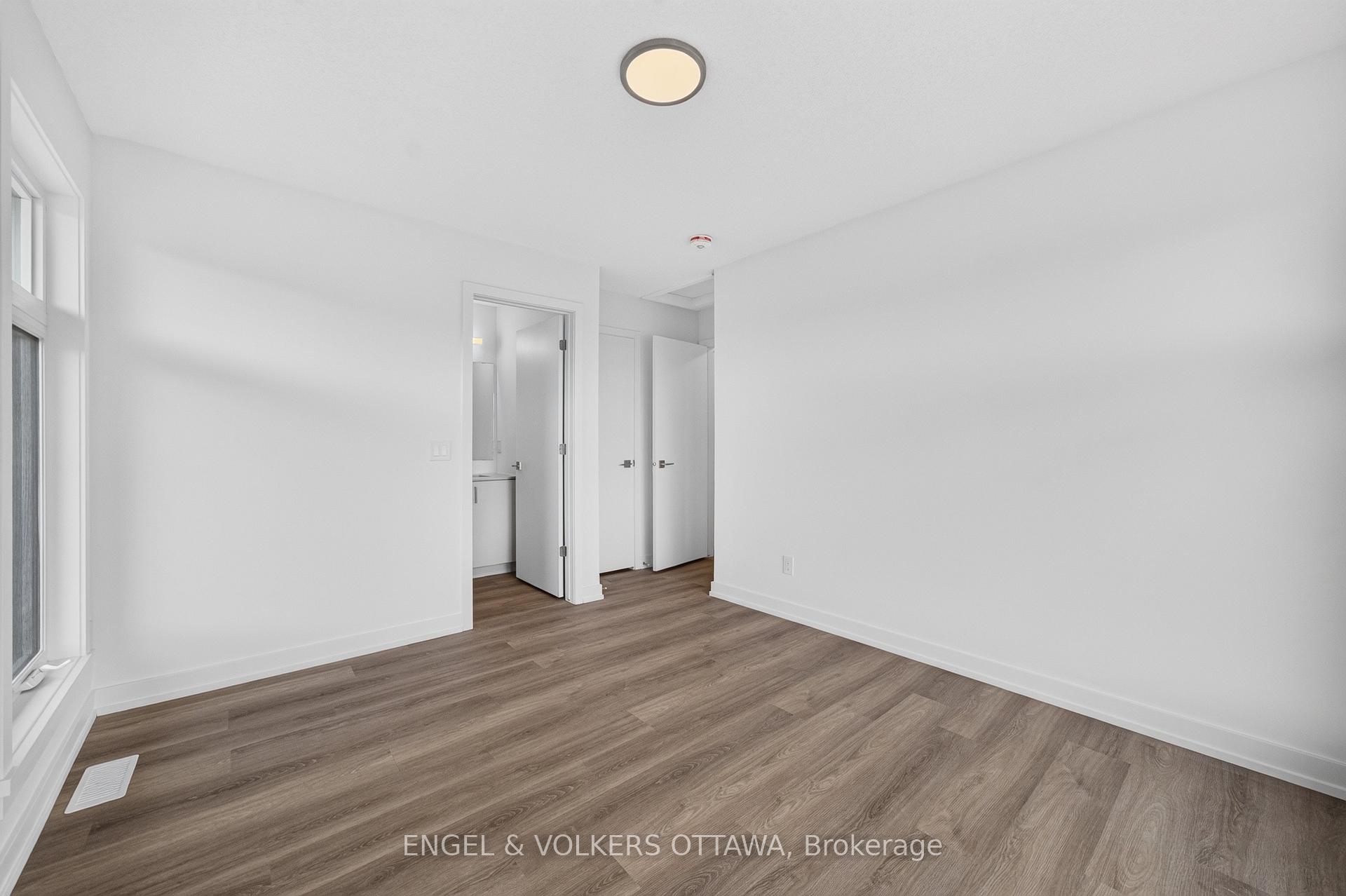 Photo 22 of 227 Stardust Private, Ottawa, Leitrim — HOMEH
