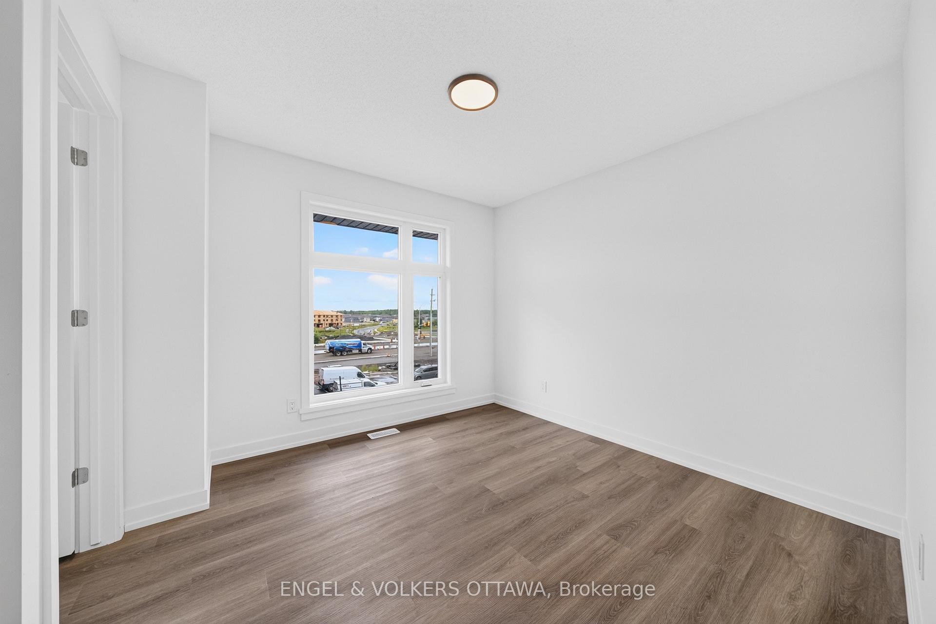 Photo 25 of 227 Stardust Private, Ottawa, Leitrim — HOMEH