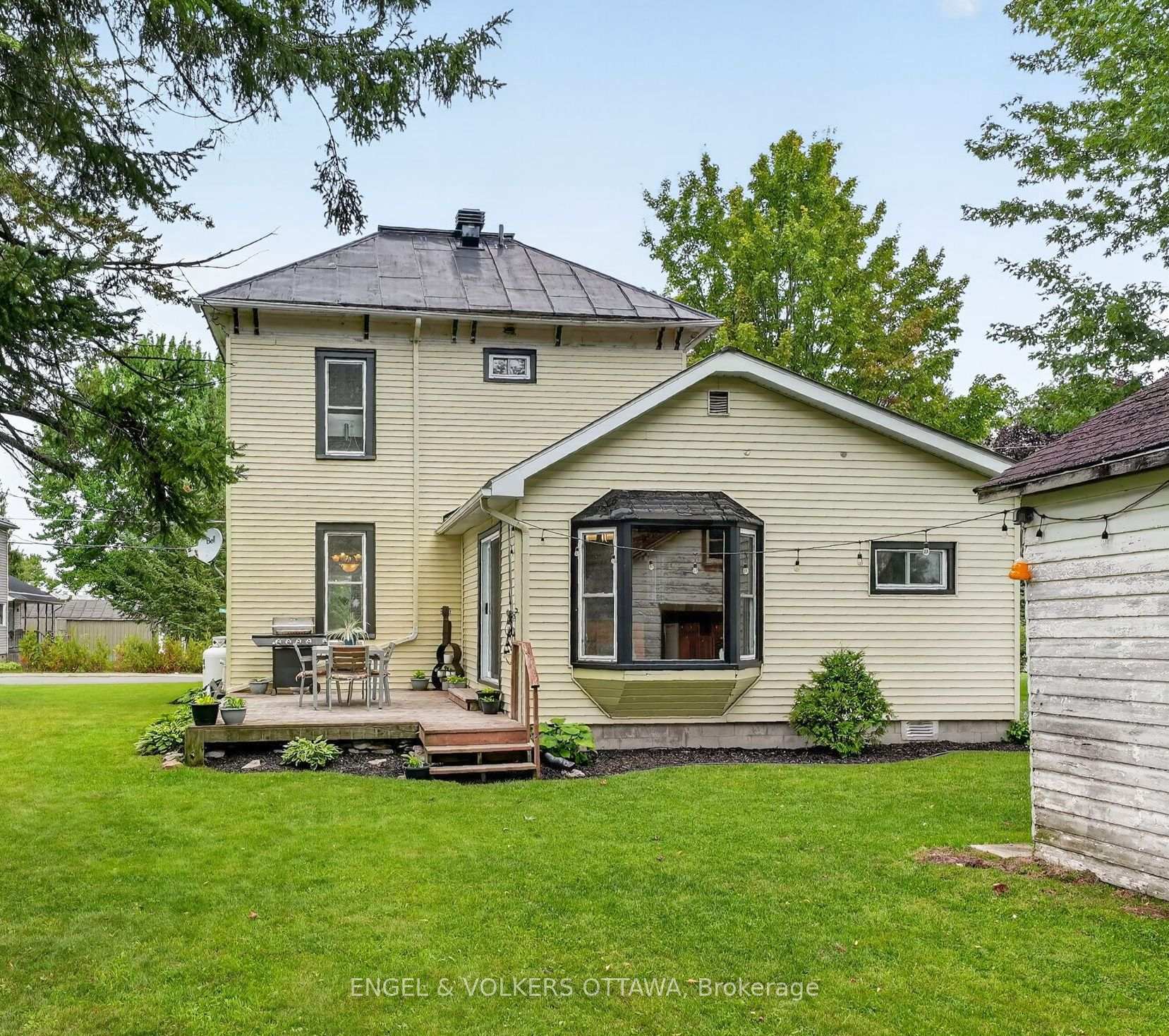 Photo 41 of 22 Peter Street, North Glengarry, Maxville — HOMEH