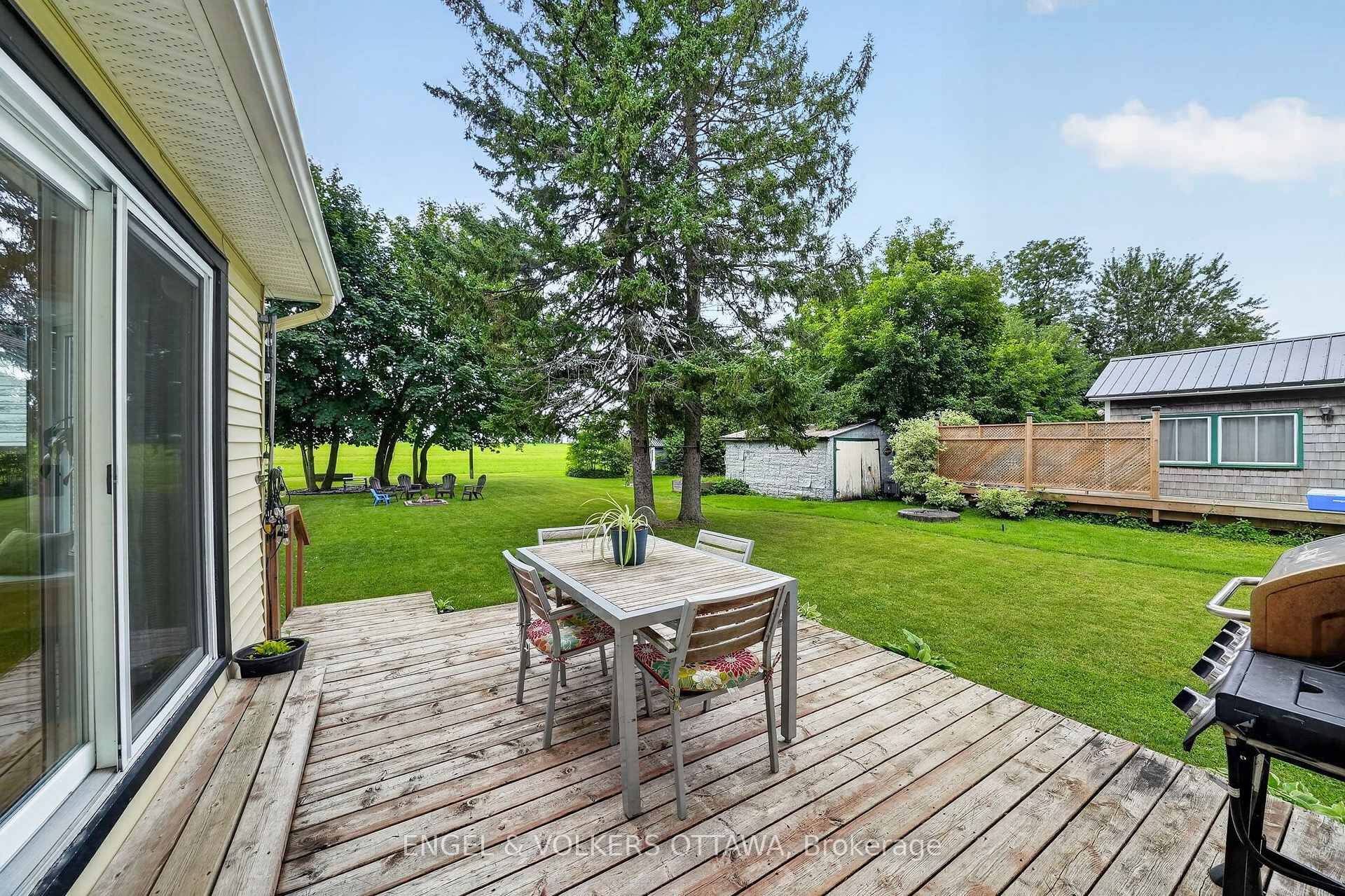 Photo 42 of 22 Peter Street, North Glengarry, Maxville — HOMEH