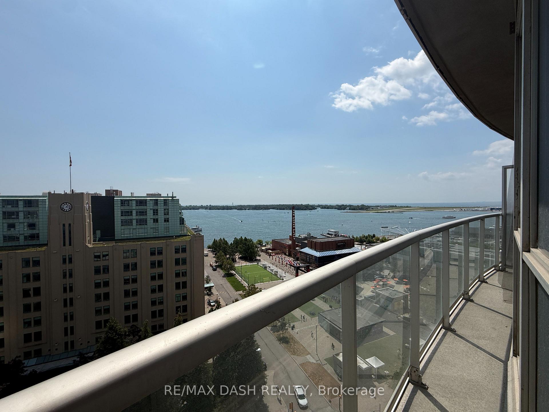 Photo 8 of Unit 1506, 208 Queens Quay W, Toronto, Waterfront Communities — HOMEH