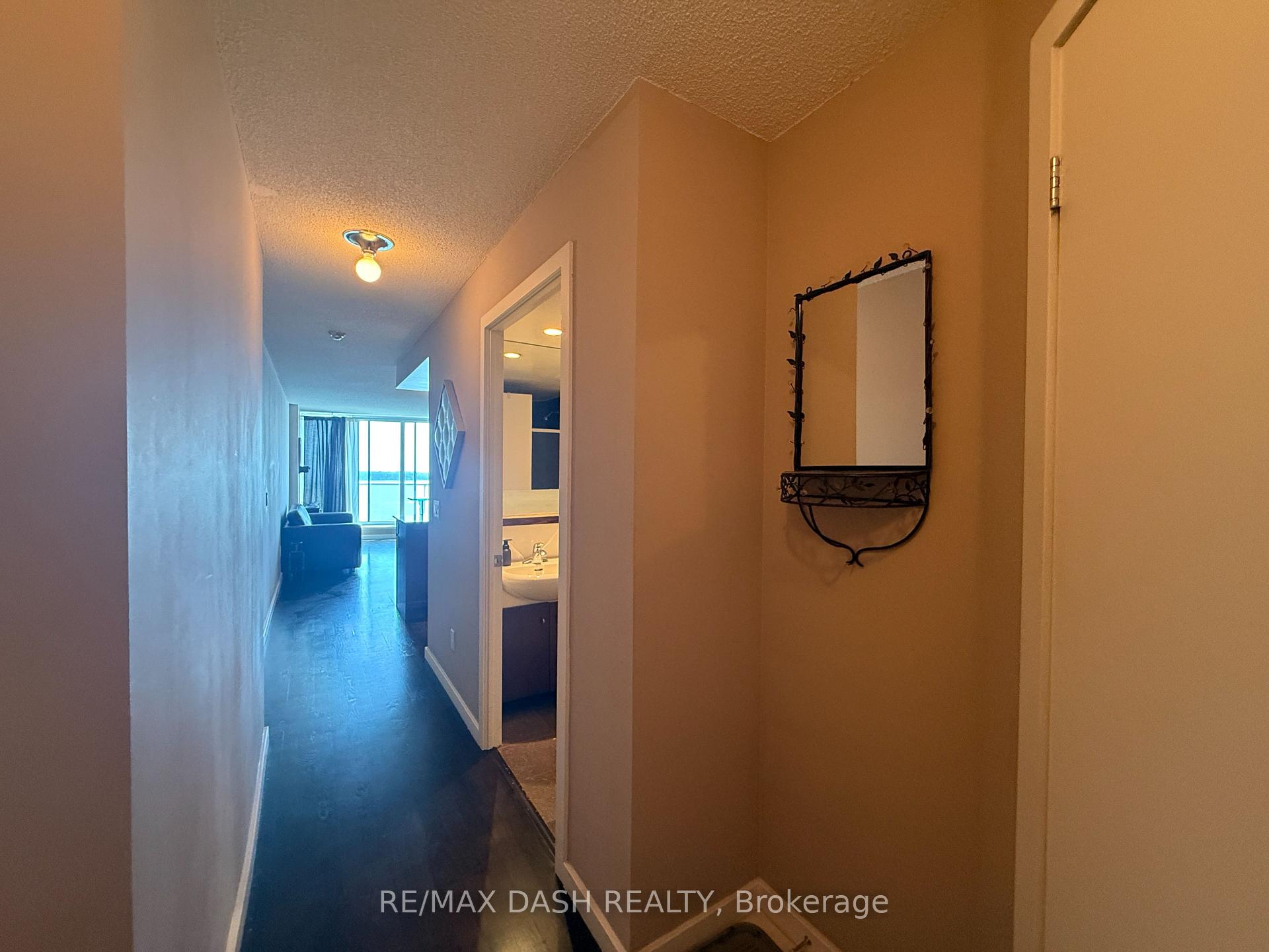 Photo 25 of Unit 1506, 208 Queens Quay W, Toronto, Waterfront Communities — HOMEH