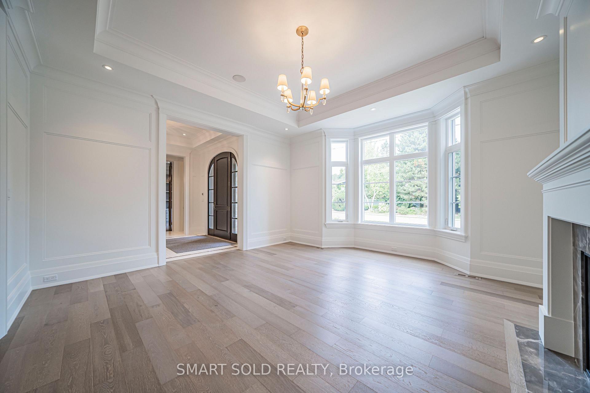 Photo 14 of 9 Saintfield Avenue, North York, Bridle Path-Sunnybrook-York Mills — HOMEH