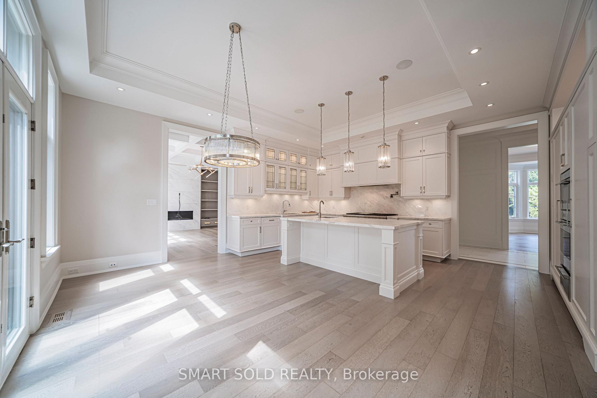 Photo 18 of 9 Saintfield Avenue, North York, Bridle Path-Sunnybrook-York Mills — HOMEH