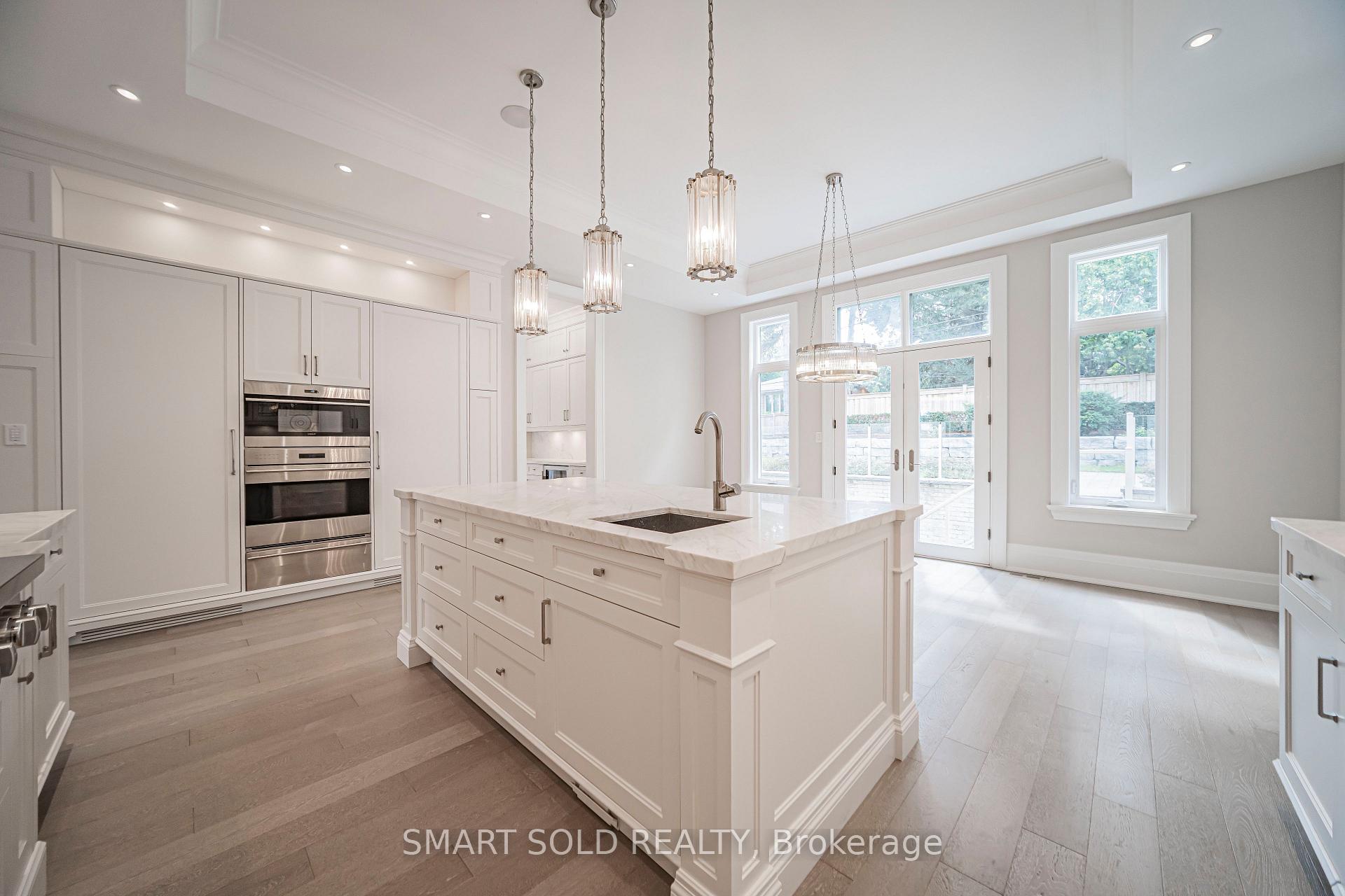Photo 23 of 9 Saintfield Avenue, North York, Bridle Path-Sunnybrook-York Mills — HOMEH