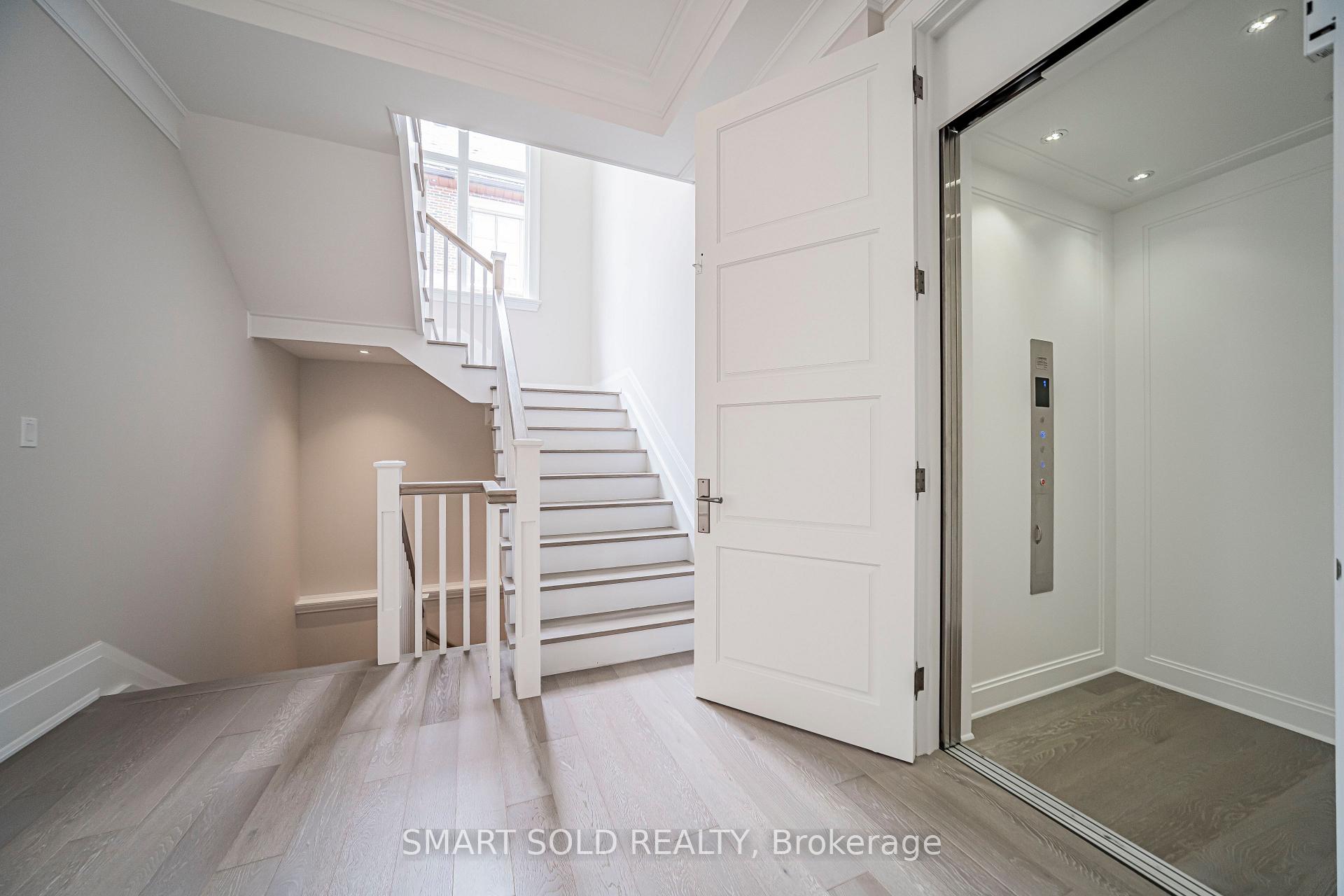 Photo 27 of 9 Saintfield Avenue, North York, Bridle Path-Sunnybrook-York Mills — HOMEH