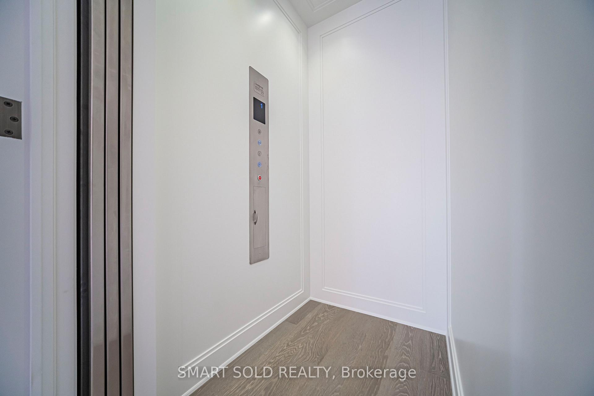Photo 28 of 9 Saintfield Avenue, North York, Bridle Path-Sunnybrook-York Mills — HOMEH