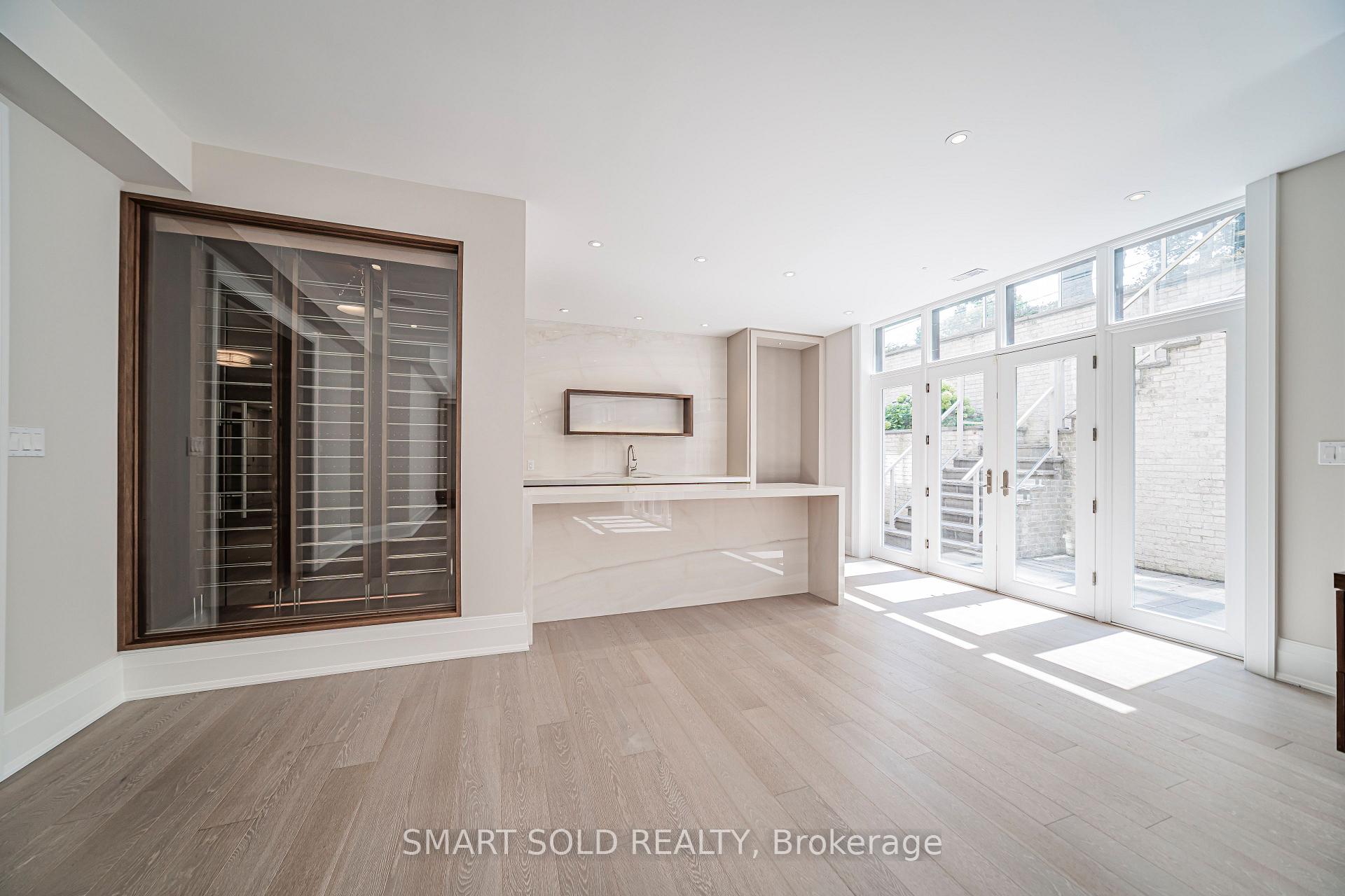 Photo 44 of 9 Saintfield Avenue, North York, Bridle Path-Sunnybrook-York Mills — HOMEH