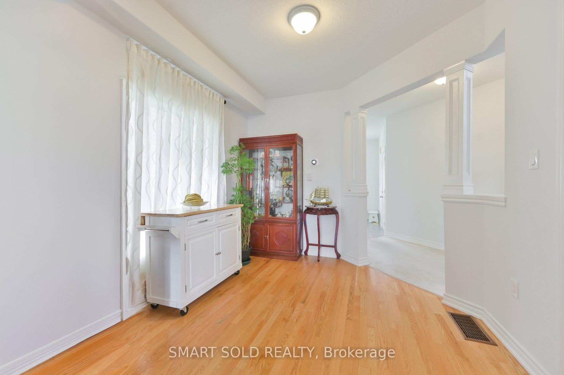 Photo 3 of 51 Bramsey Street, Georgina, Sutton & Jackson's Point — HOMEH