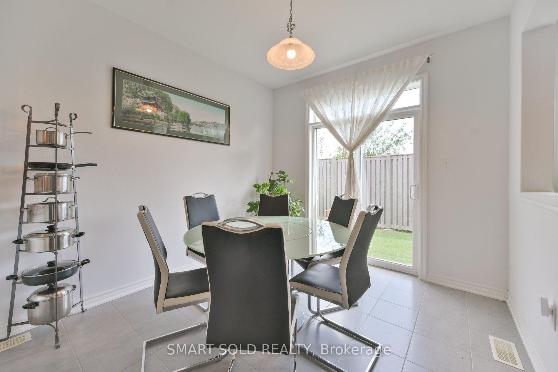 Photo 8 of 51 Bramsey Street, Georgina, Sutton & Jackson's Point — HOMEH