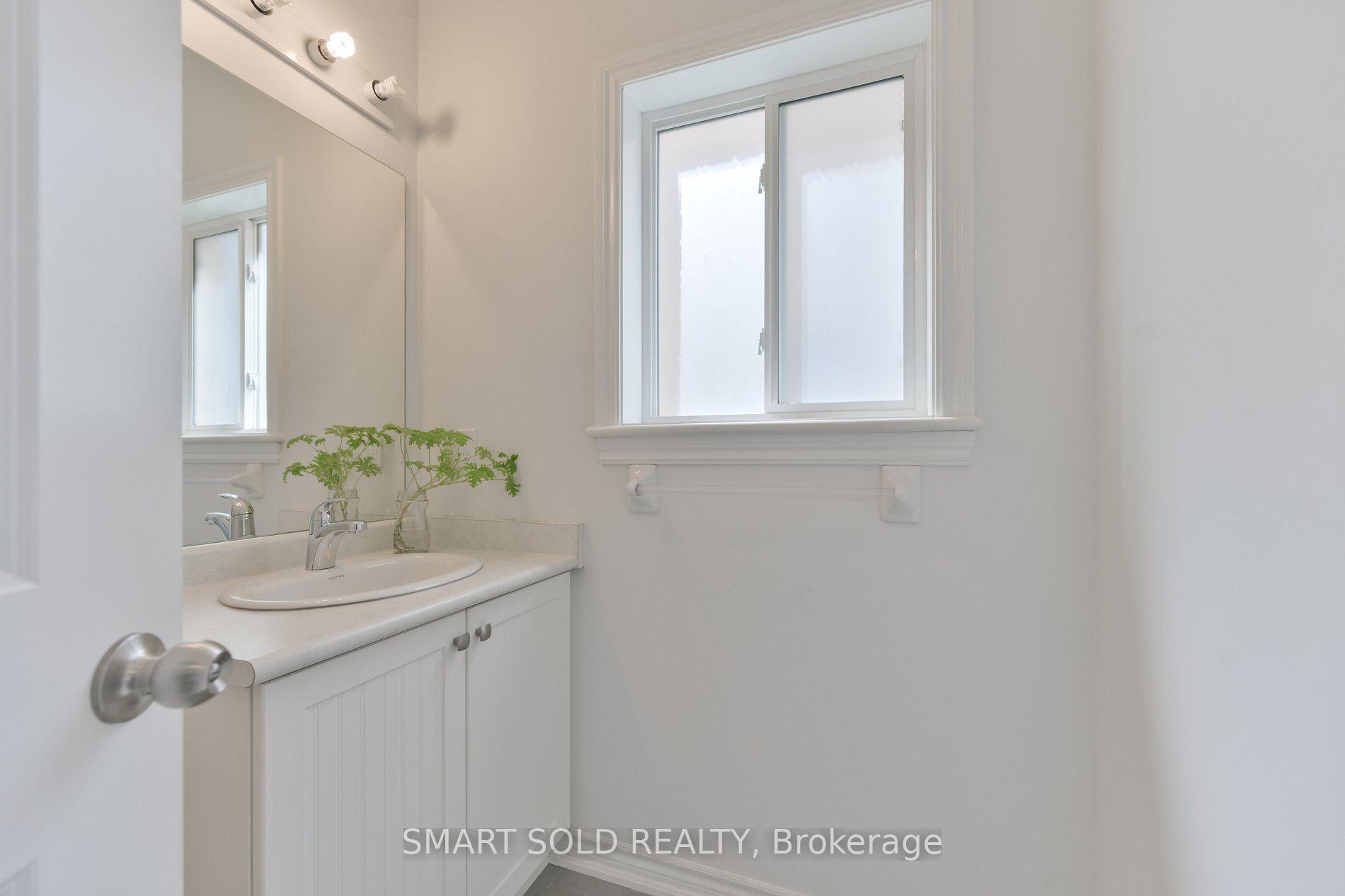 Photo 10 of 51 Bramsey Street, Georgina, Sutton & Jackson's Point — HOMEH