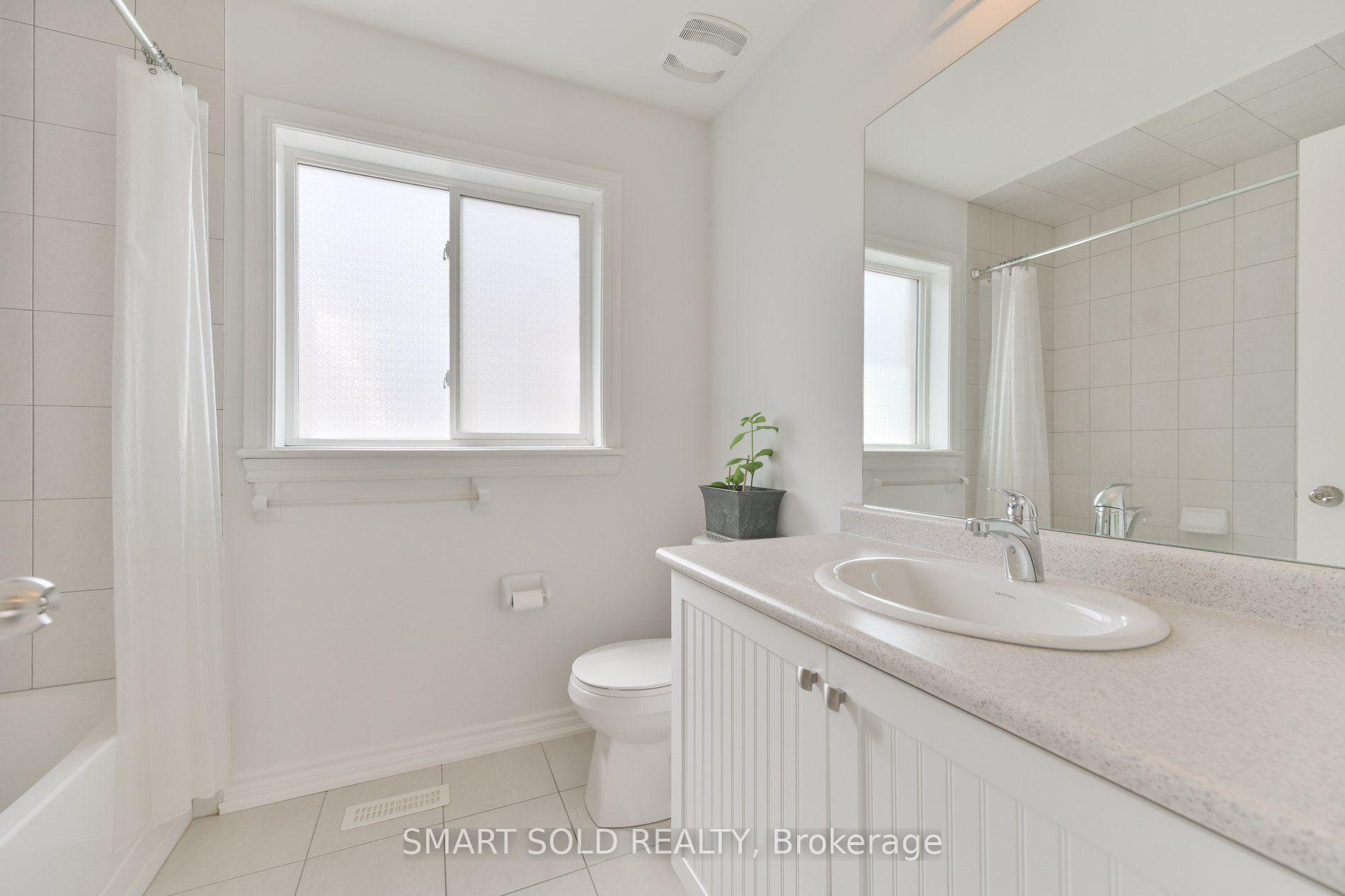 Photo 21 of 51 Bramsey Street, Georgina, Sutton & Jackson's Point — HOMEH