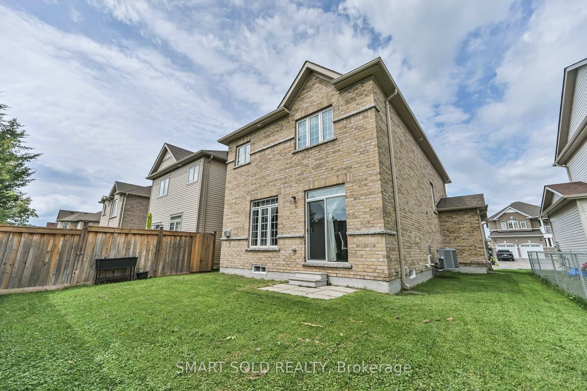 Photo 26 of 51 Bramsey Street, Georgina, Sutton & Jackson's Point — HOMEH