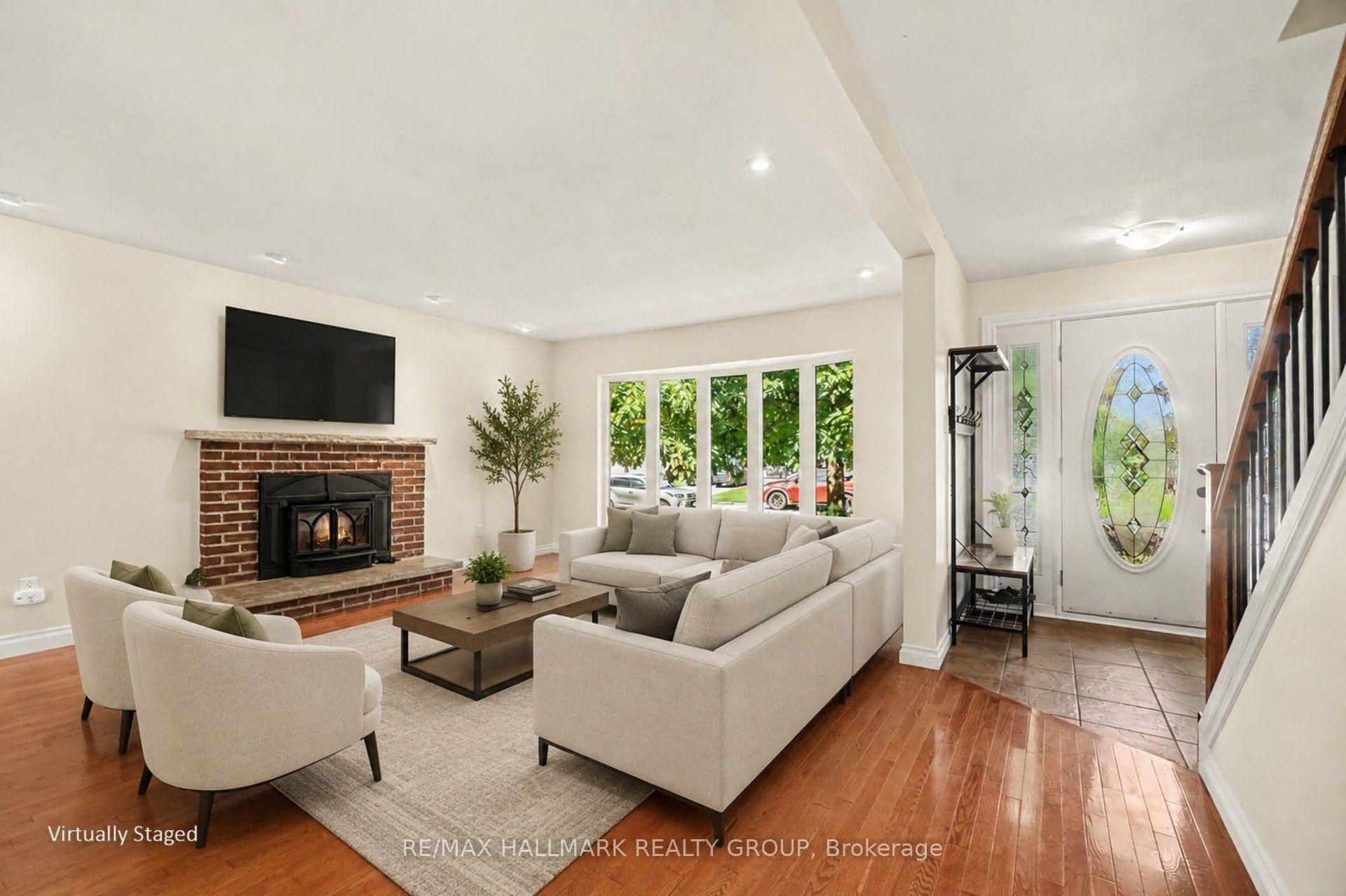 Photo 8 of 10 Woodview Crescent, Ottawa, Blackburn Hamlet — HOMEH