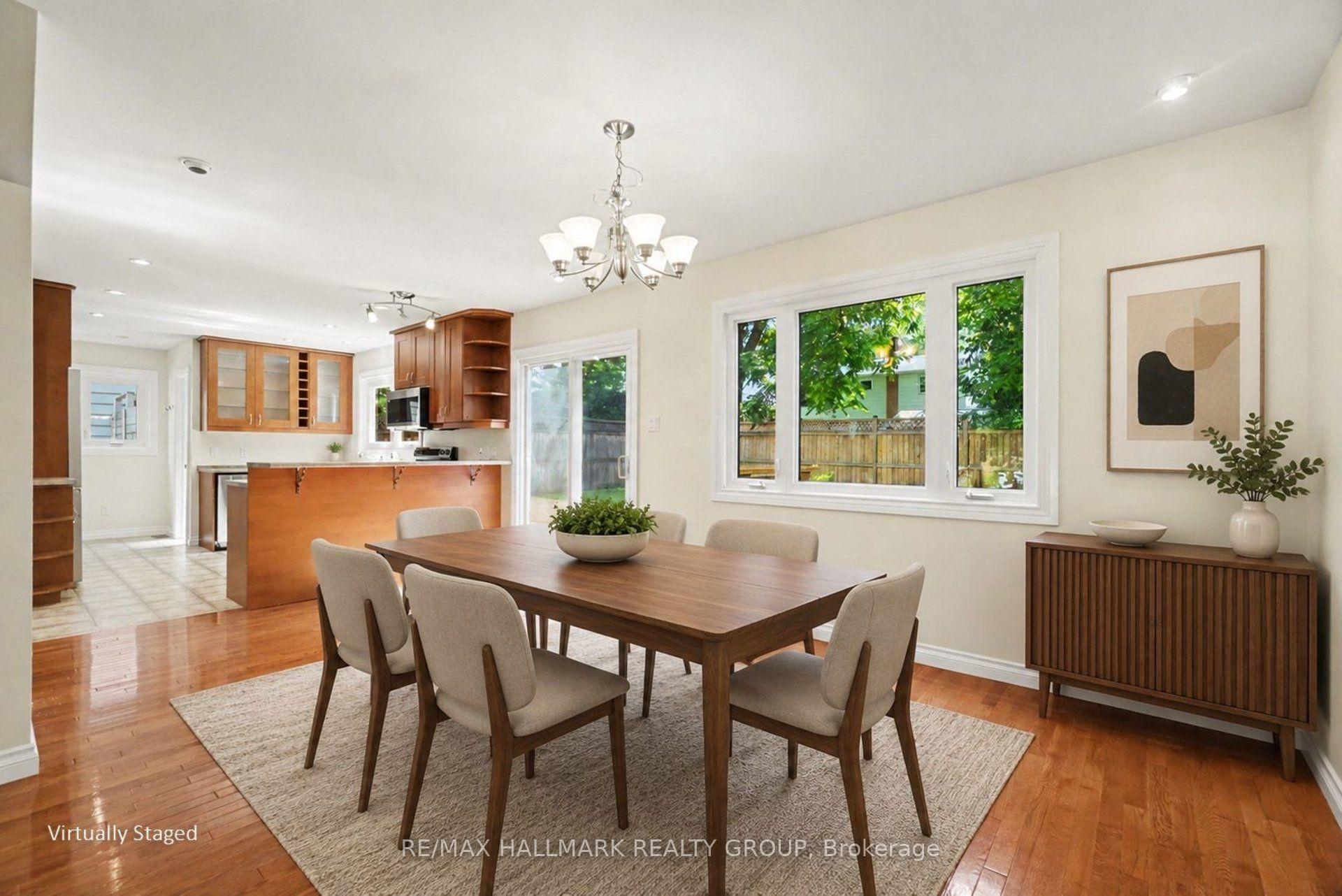 Photo 14 of 10 Woodview Crescent, Ottawa, Blackburn Hamlet — HOMEH