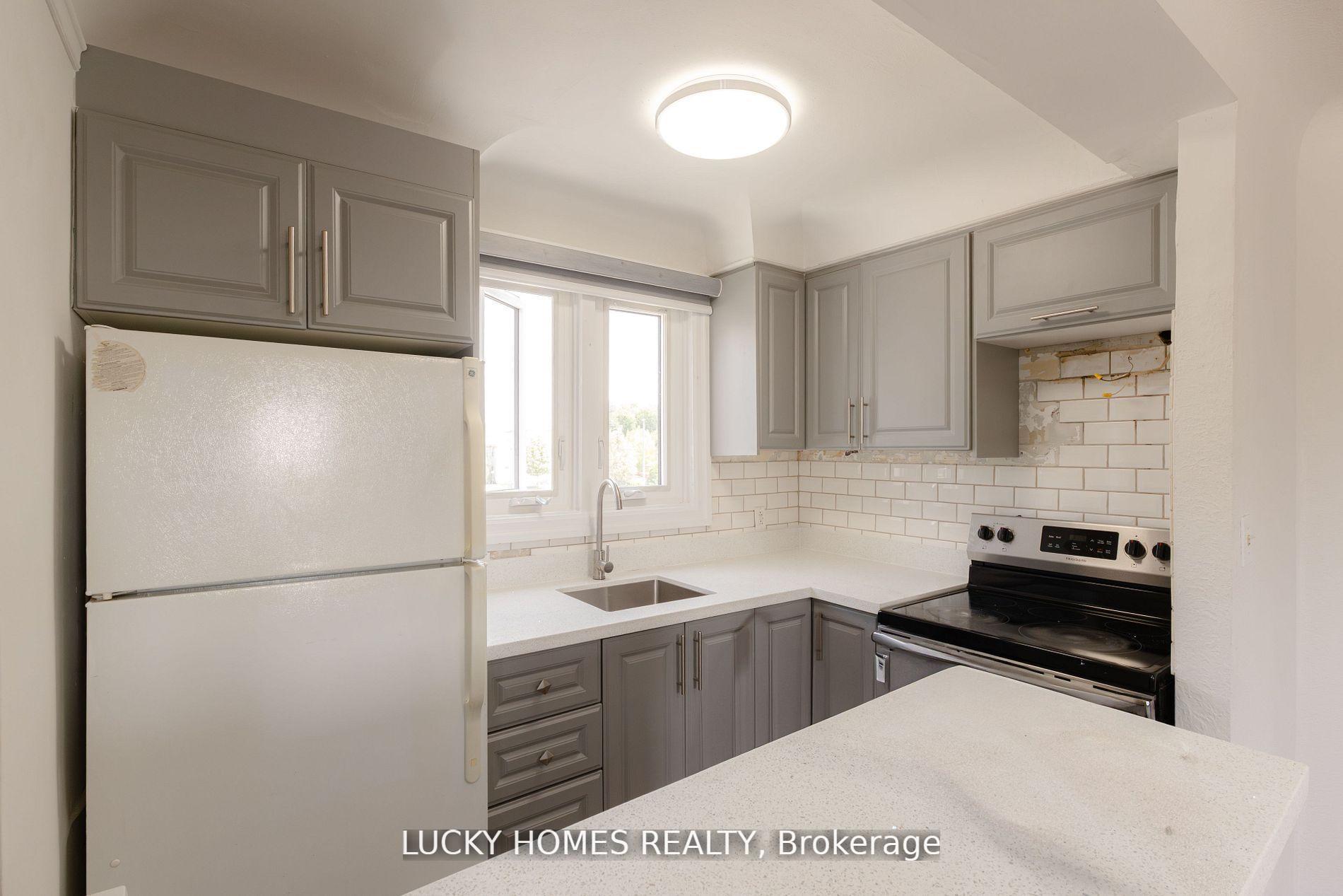 Photo 7 of 157 Centre Street S, Oshawa, Central — HOMEH