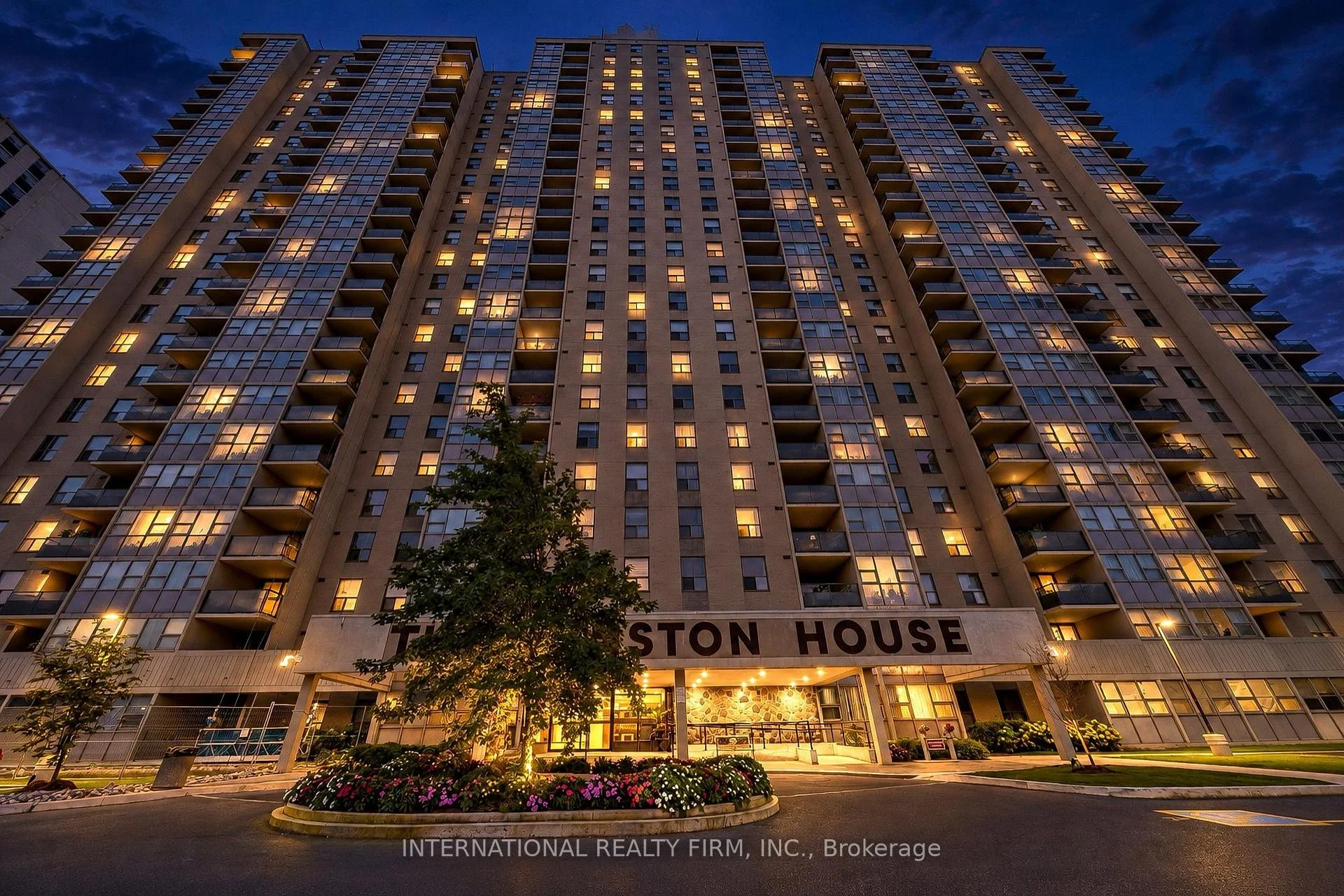 Photo of Unit 503, 75 Emmett Avenue