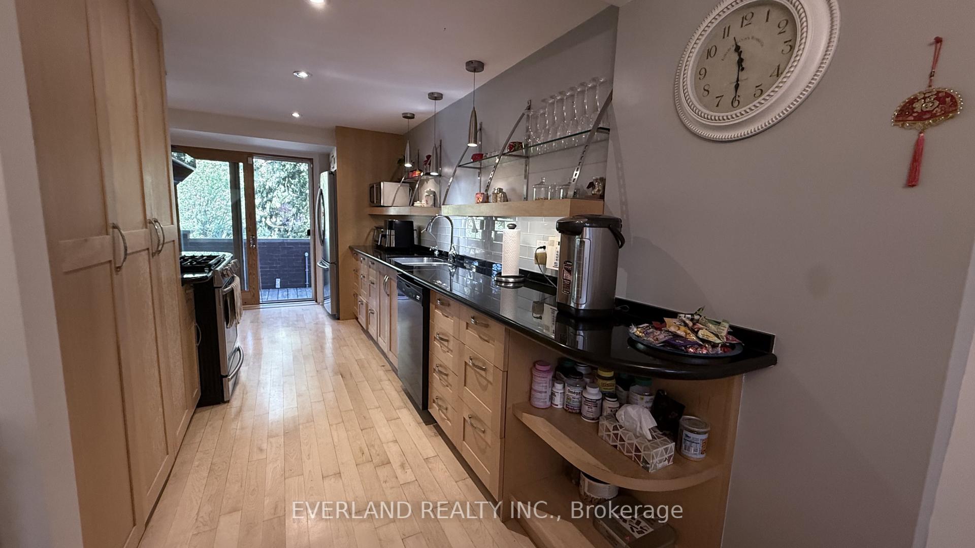 Photo 3 of 95 St Clements Avenue, Toronto, Yonge-Eglinton — HOMEH