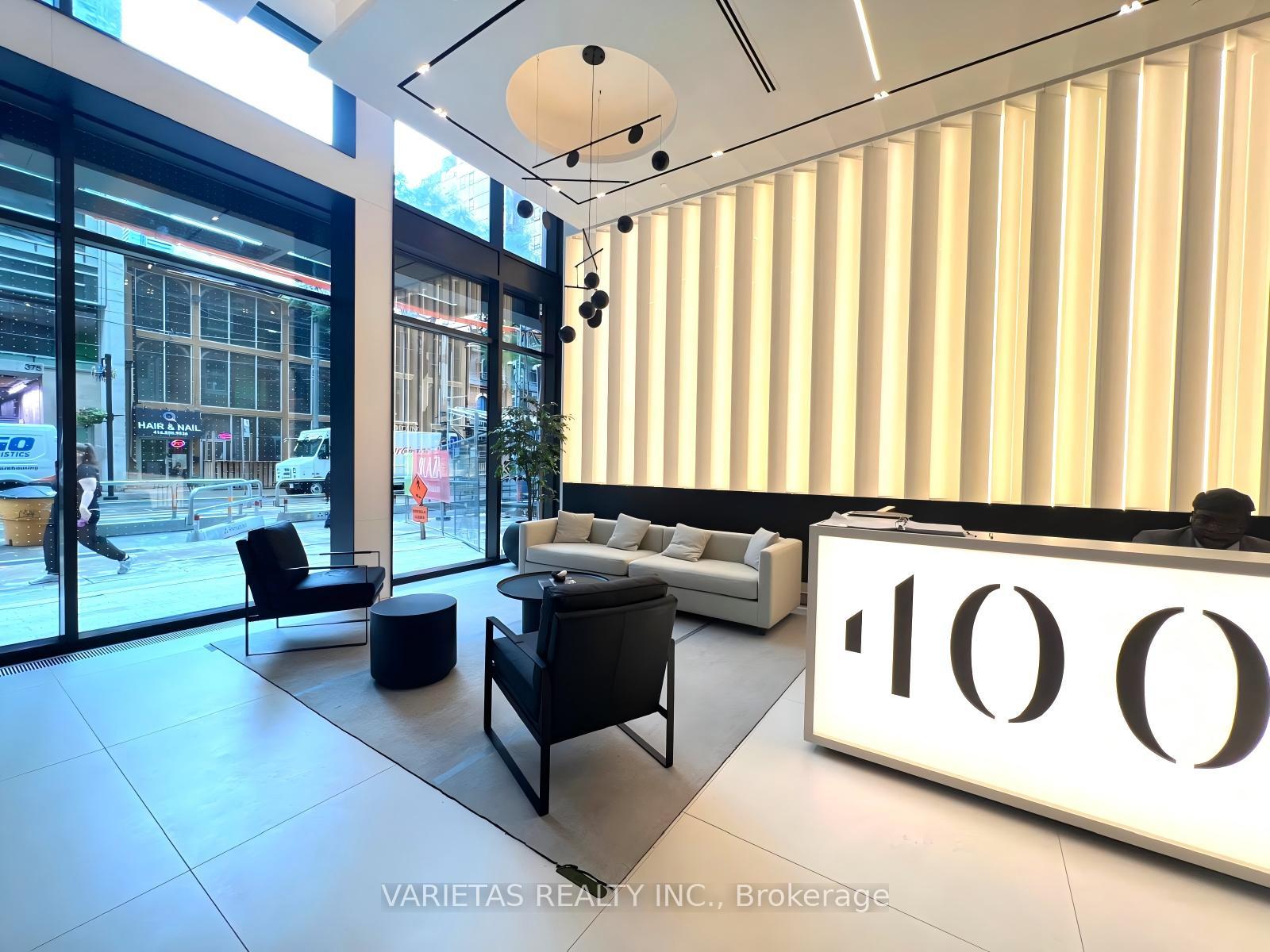 Photo 2 of Unit 1919, 400 King Street W, Toronto, Waterfront Communities — HOMEH