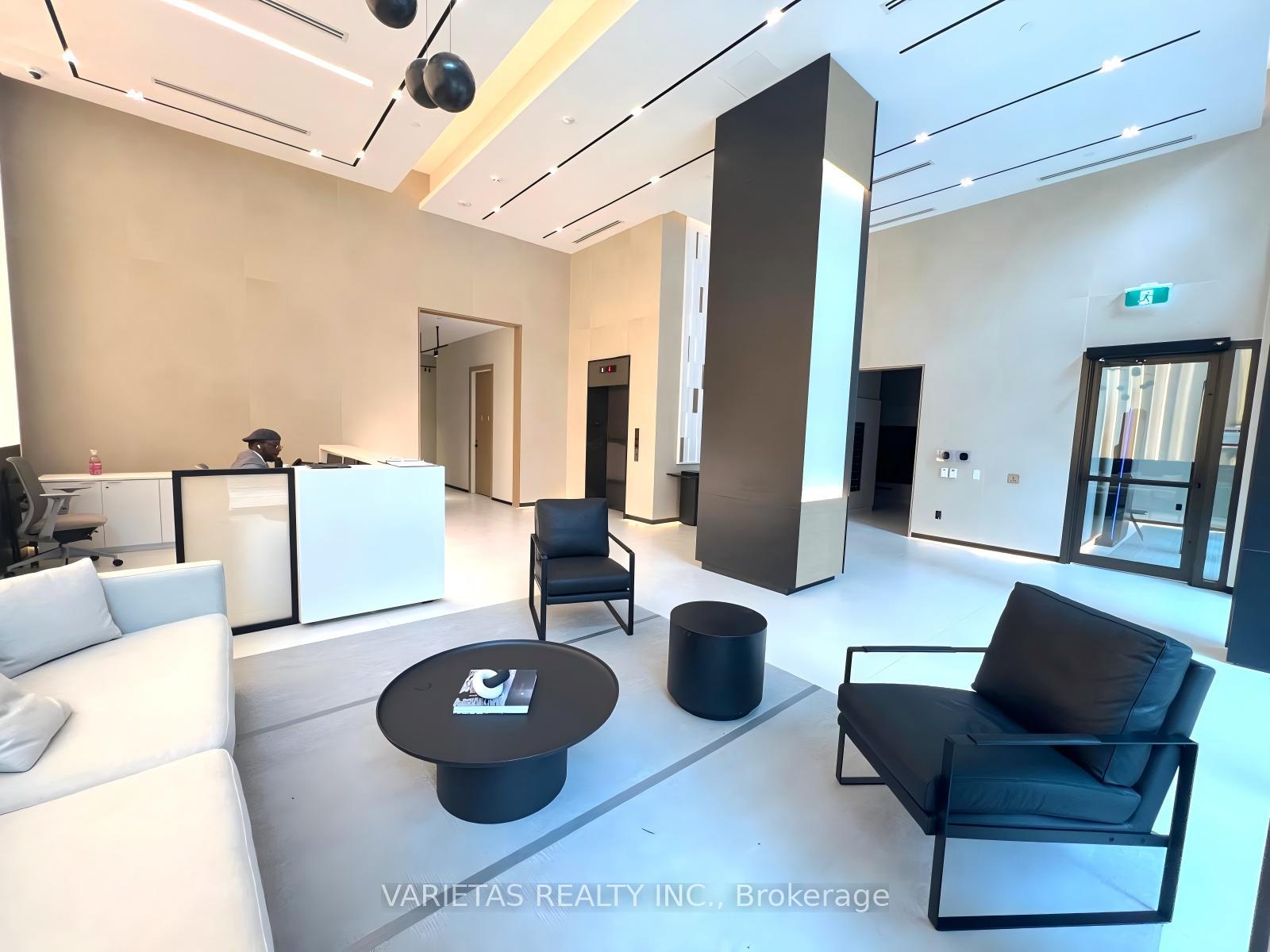 Photo 3 of Unit 1919, 400 King Street W, Toronto, Waterfront Communities — HOMEH