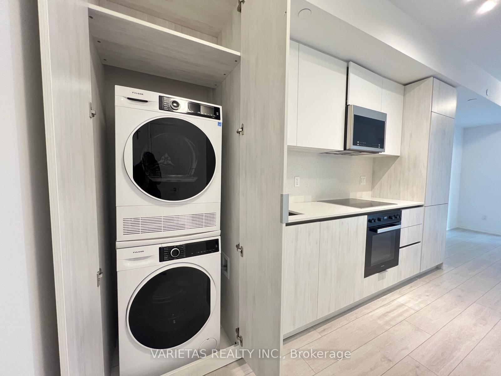 Photo 11 of Unit 1919, 400 King Street W, Toronto, Waterfront Communities — HOMEH