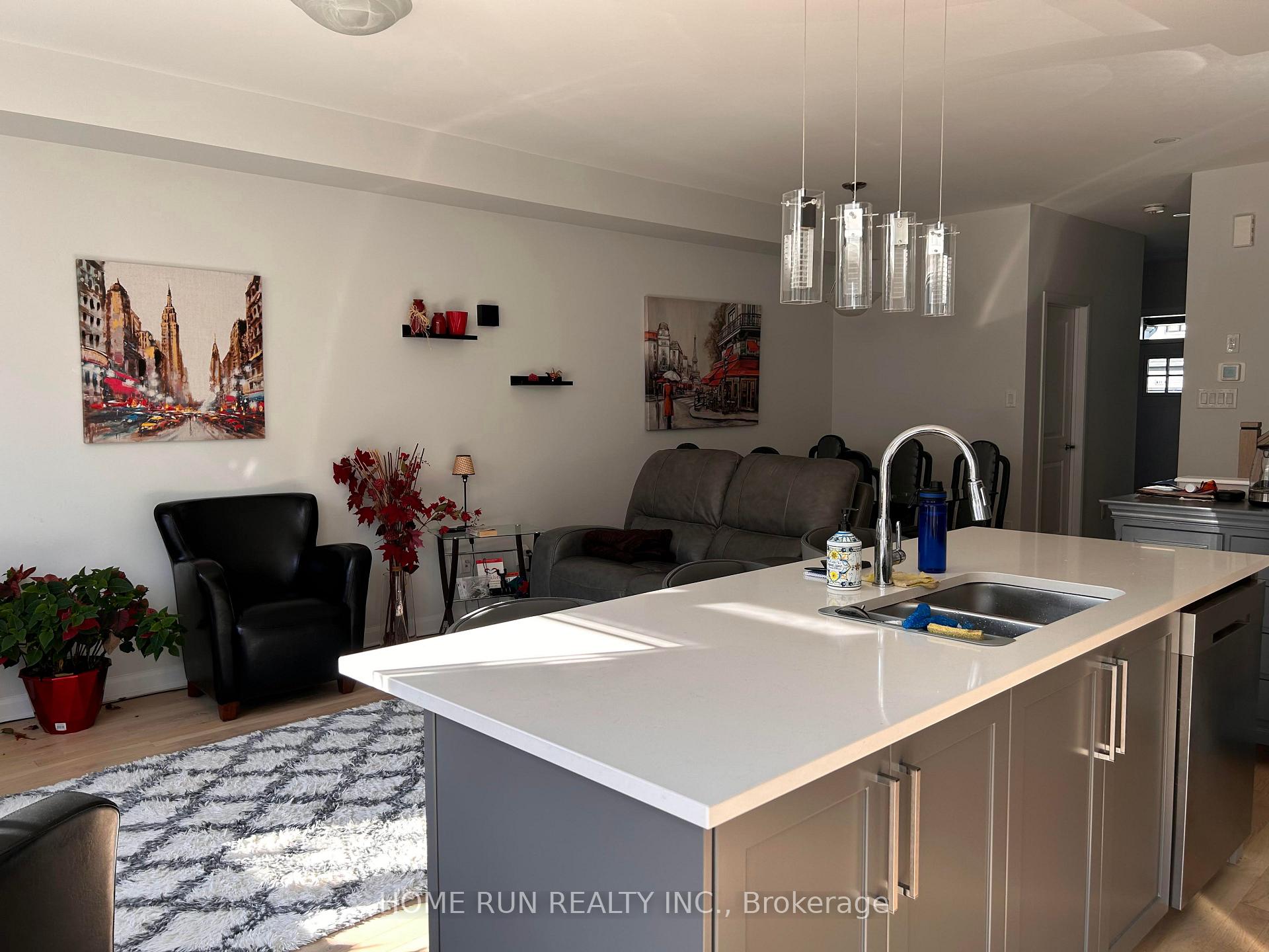 Photo 6 of 323 Blossom Pass Terrace, Ottawa, Avalon East — HOMEH
