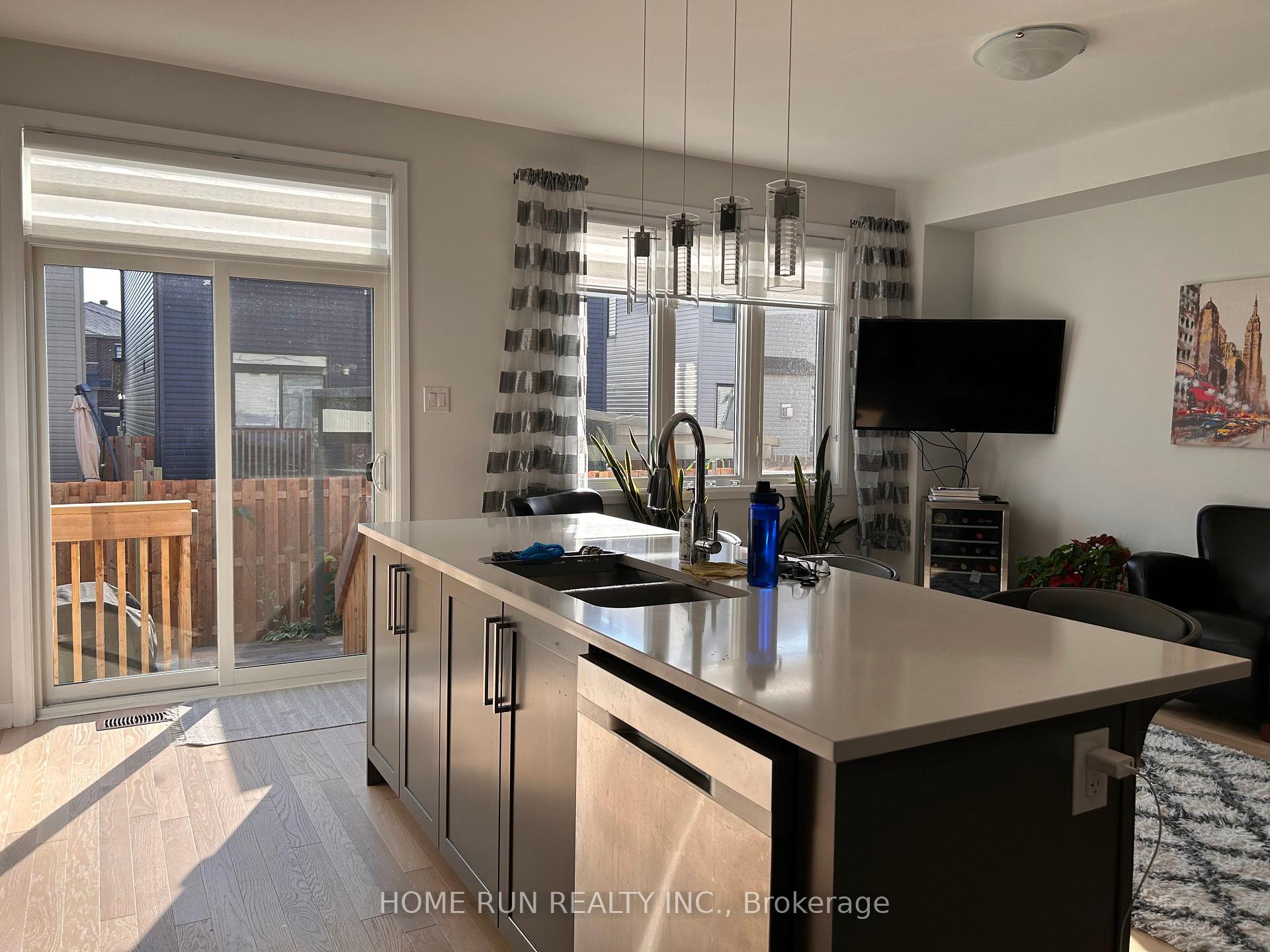 Photo 7 of 323 Blossom Pass Terrace, Ottawa, Avalon East — HOMEH