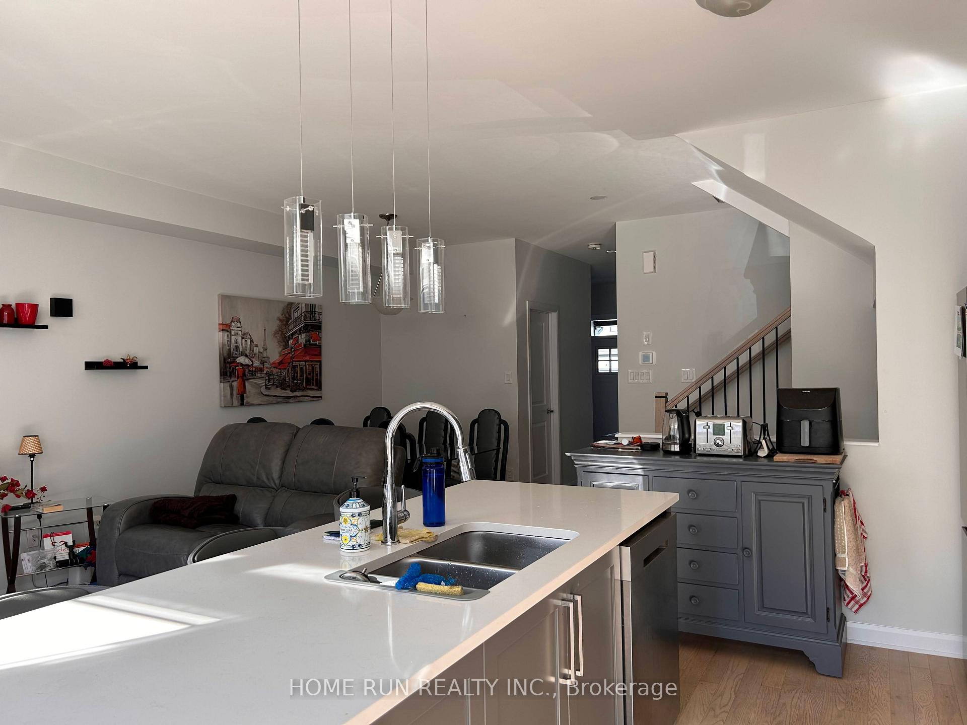 Photo 8 of 323 Blossom Pass Terrace, Ottawa, Avalon East — HOMEH