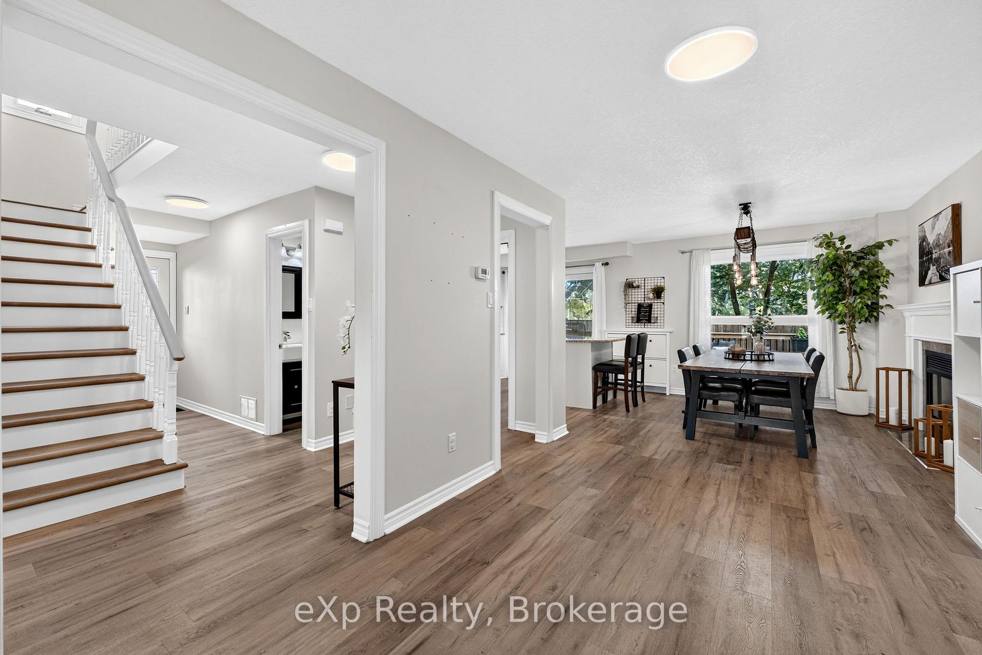 Photo 9 of 20 Edison Crescent, Stratford — HOMEH