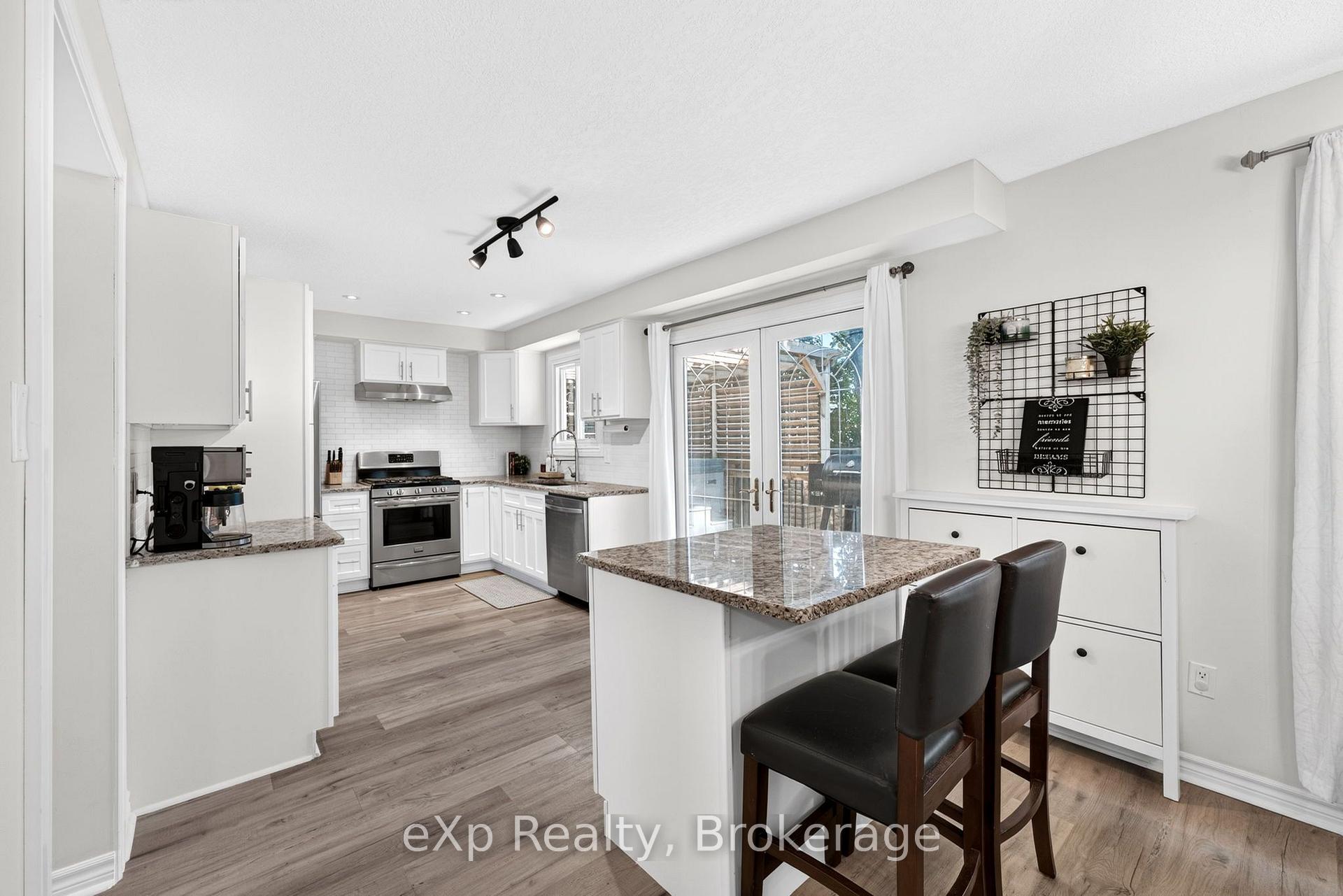 Photo 12 of 20 Edison Crescent, Stratford — HOMEH