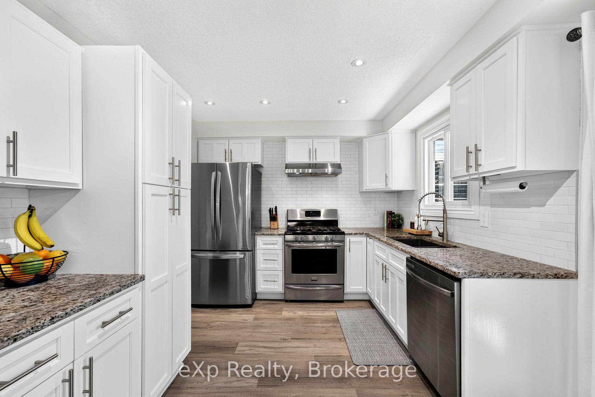 Photo 13 of 20 Edison Crescent, Stratford — HOMEH