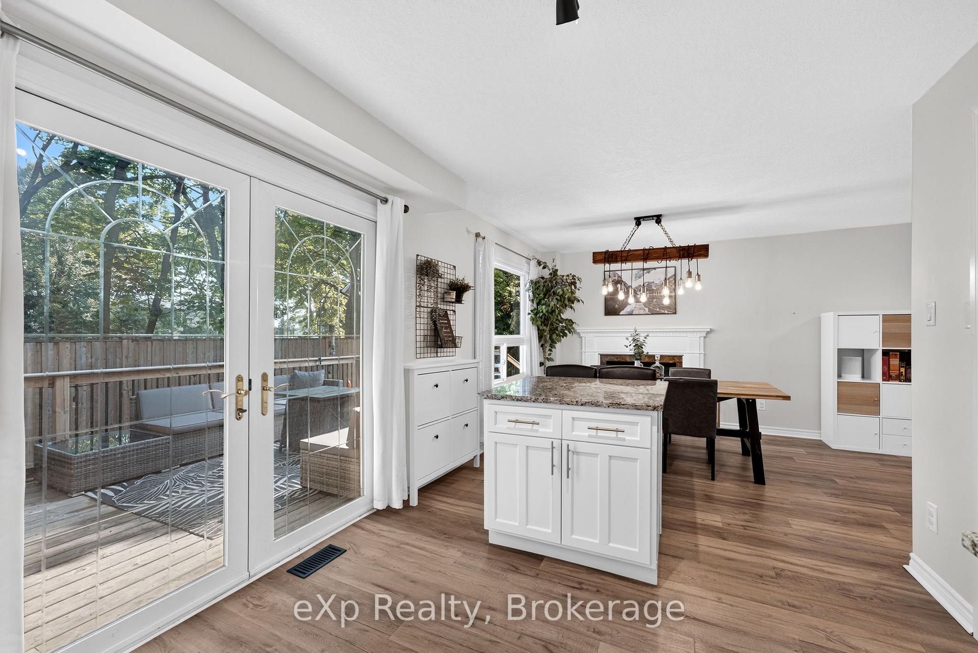 Photo 16 of 20 Edison Crescent, Stratford — HOMEH