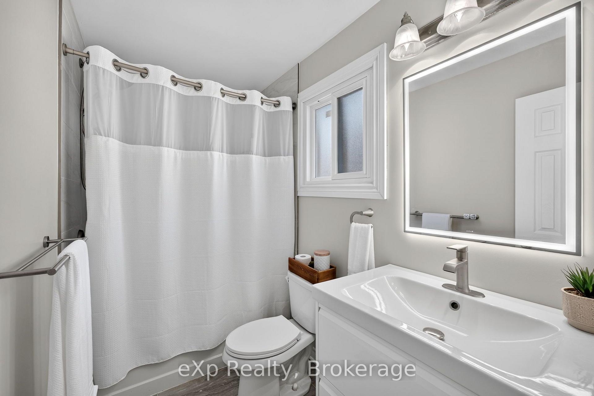 Photo 20 of 20 Edison Crescent, Stratford — HOMEH