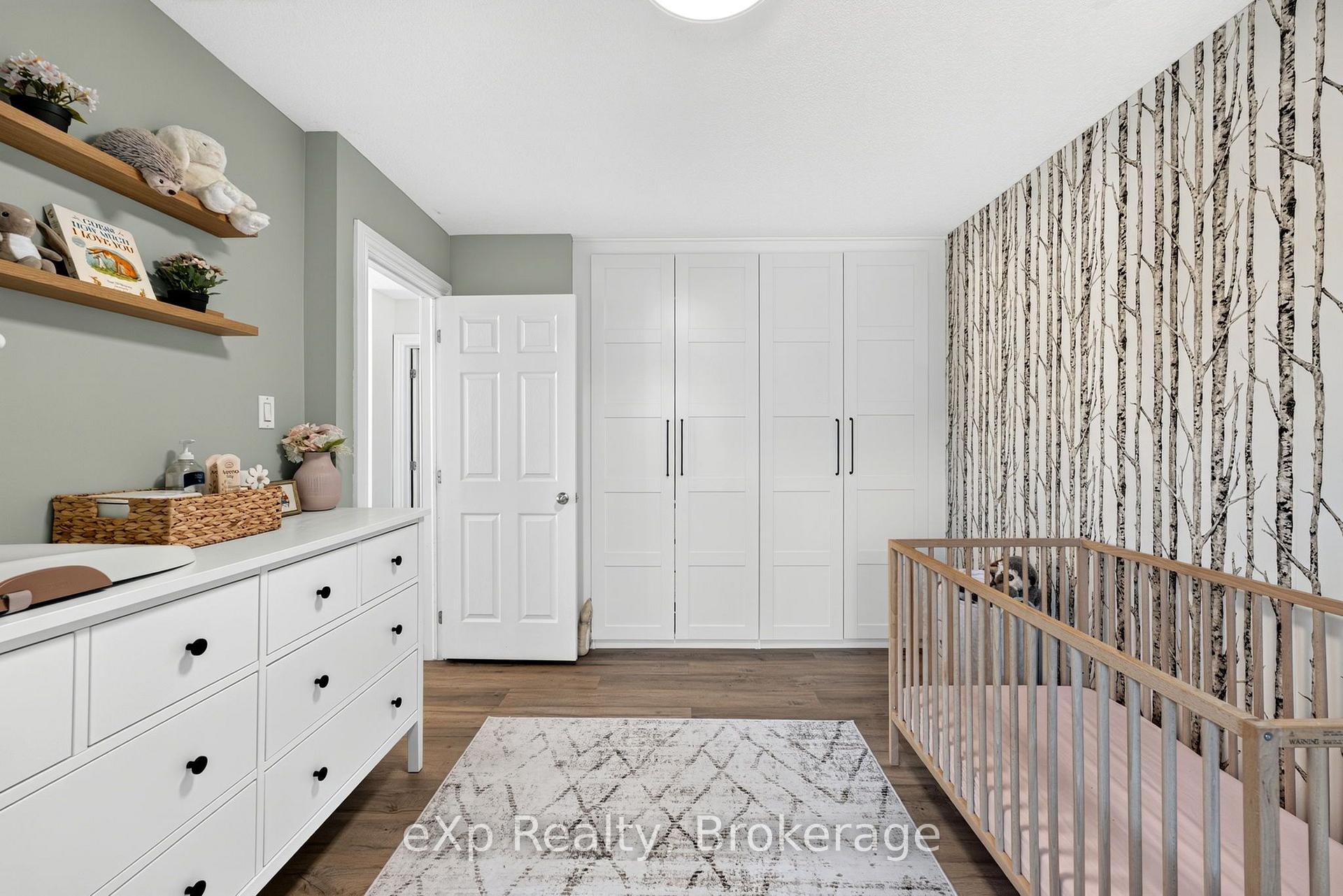 Photo 23 of 20 Edison Crescent, Stratford — HOMEH